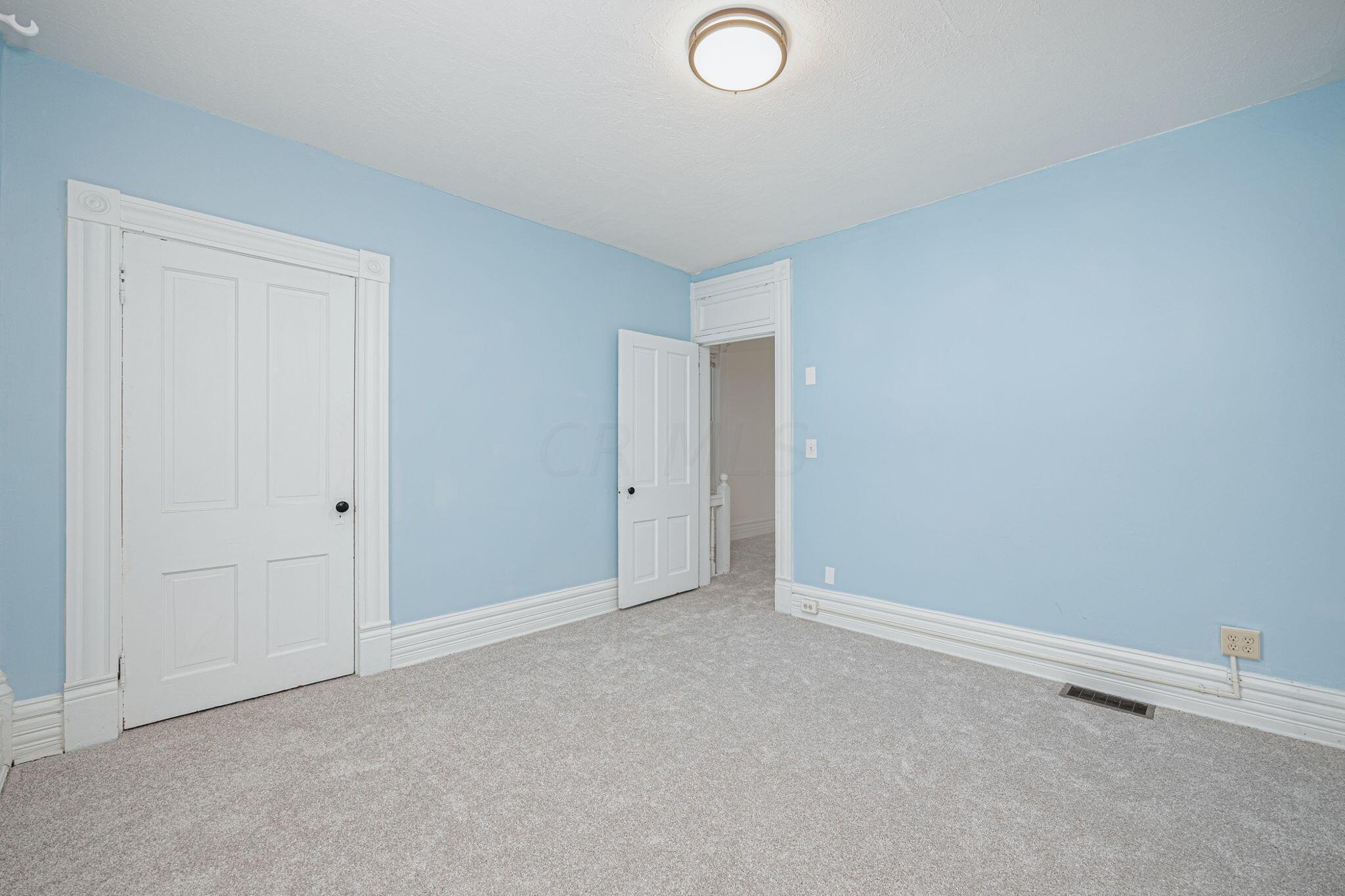 184 E Kossuth Street