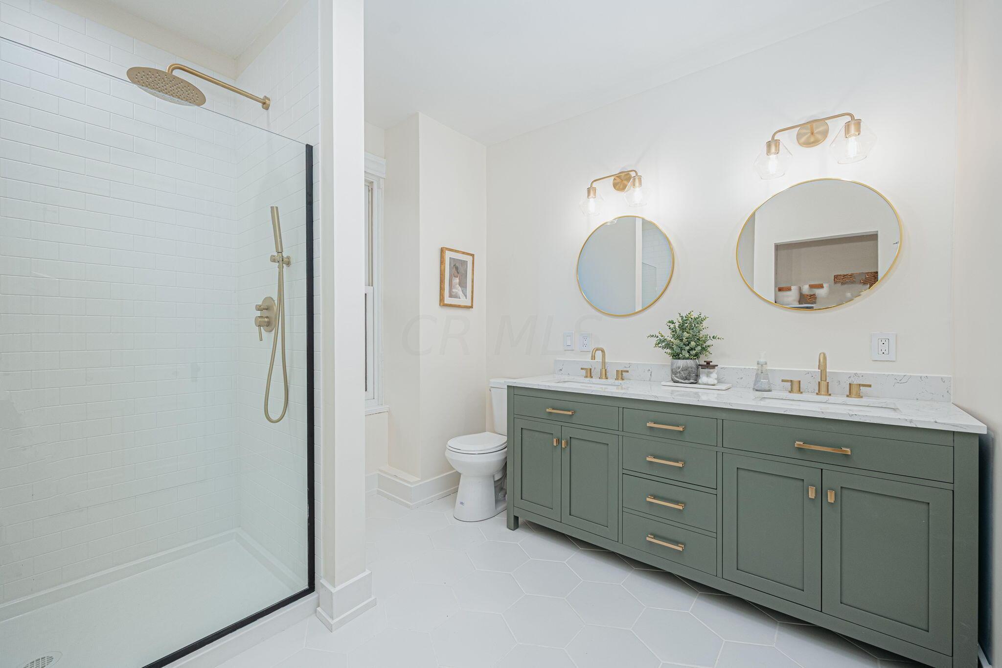 184 E Kossuth Street