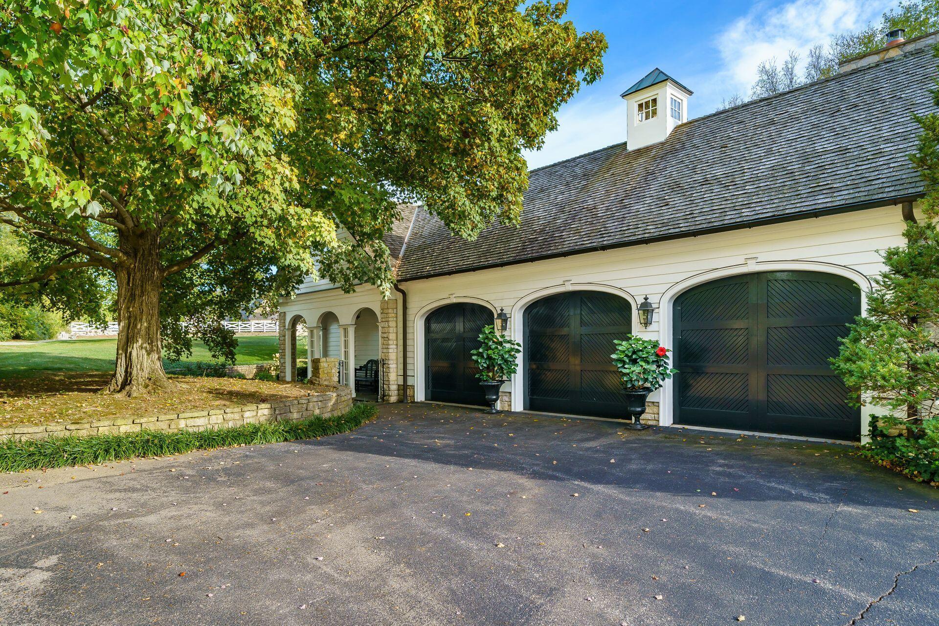 5580 Riverside Drive