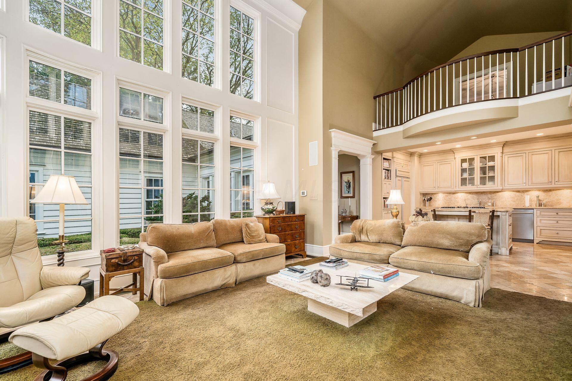 5580 Riverside Drive