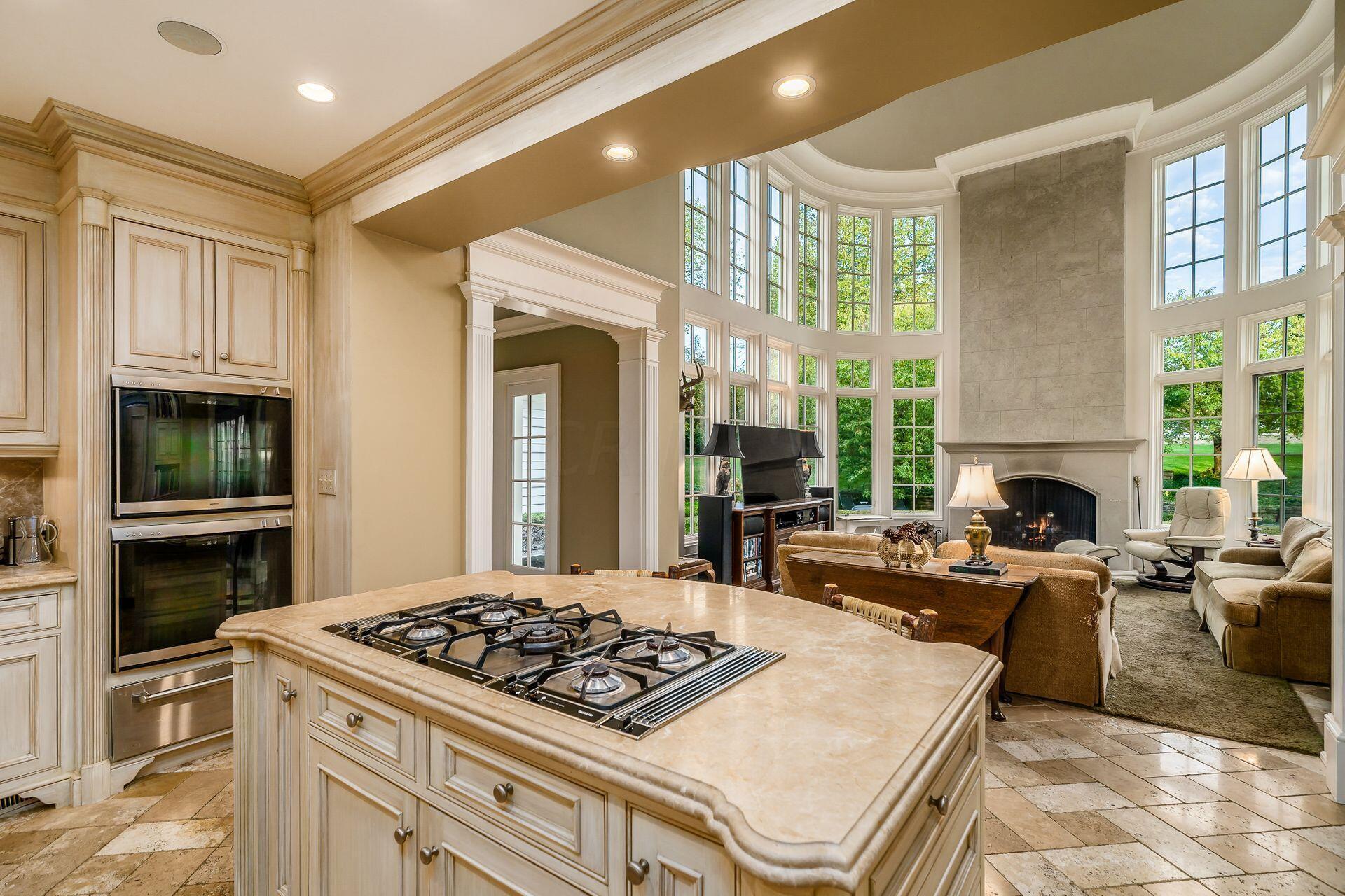 5580 Riverside Drive