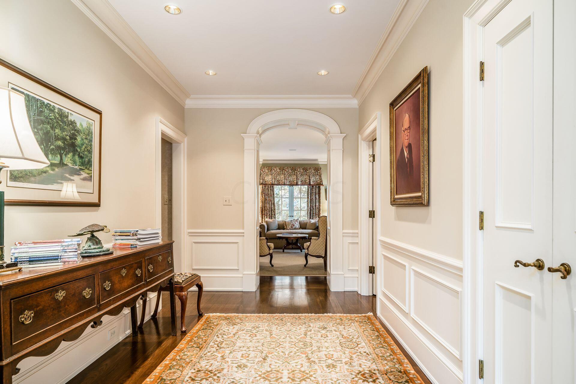 5580 Riverside Drive