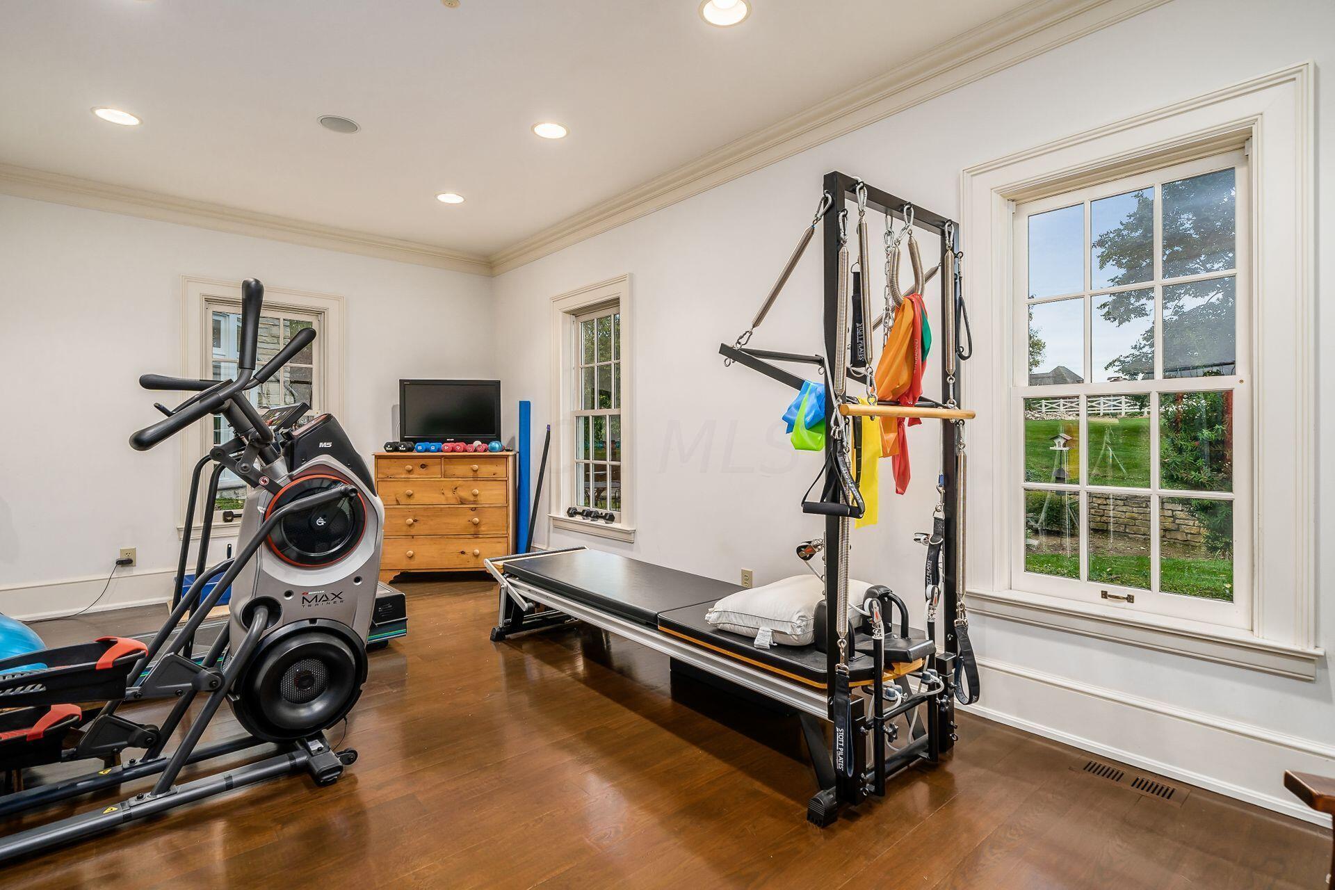 5580 Riverside Drive