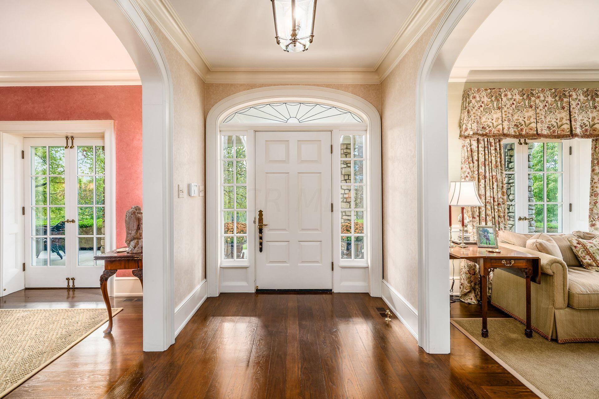 5580 Riverside Drive