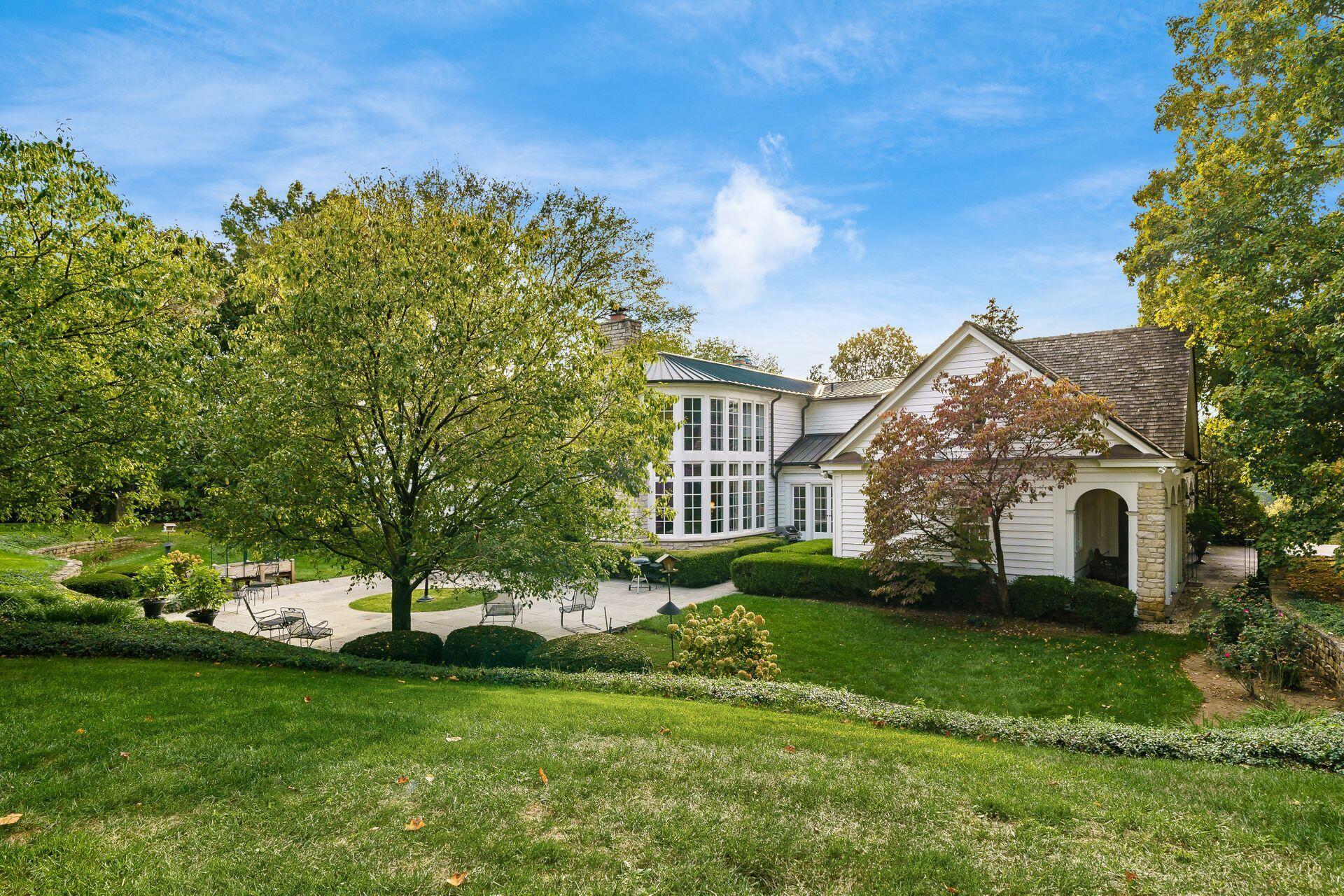 5580 Riverside Drive