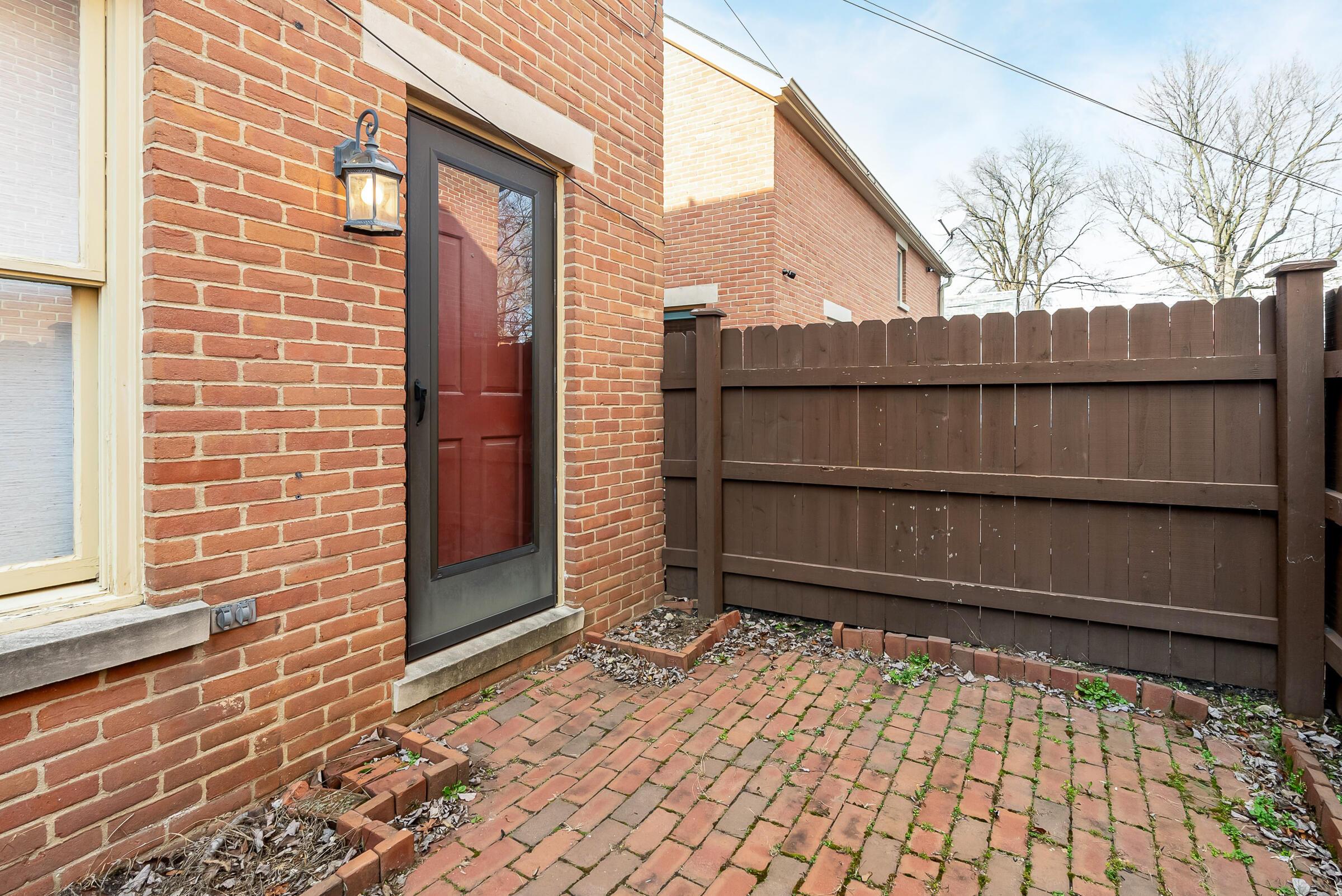 610 S Grant Avenue, 4-A