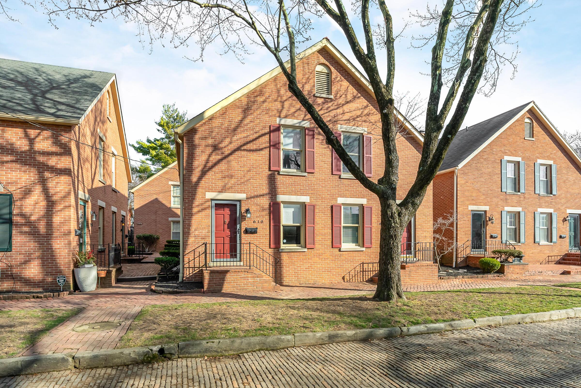 610 S Grant Avenue, 4-A