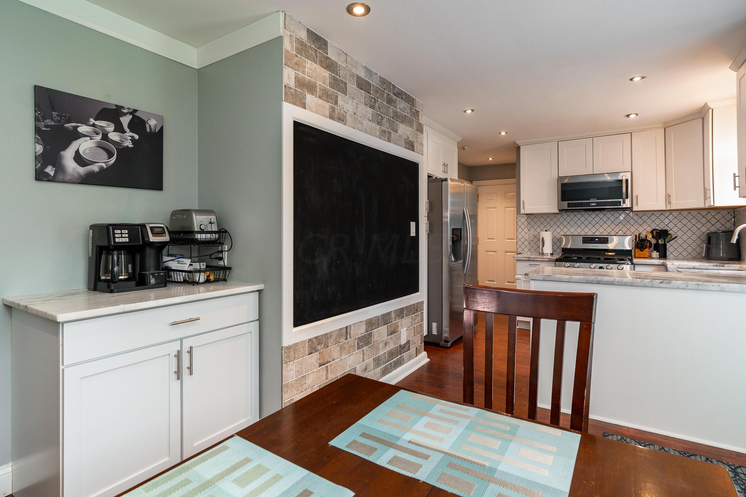 2605 E Livingston Avenue