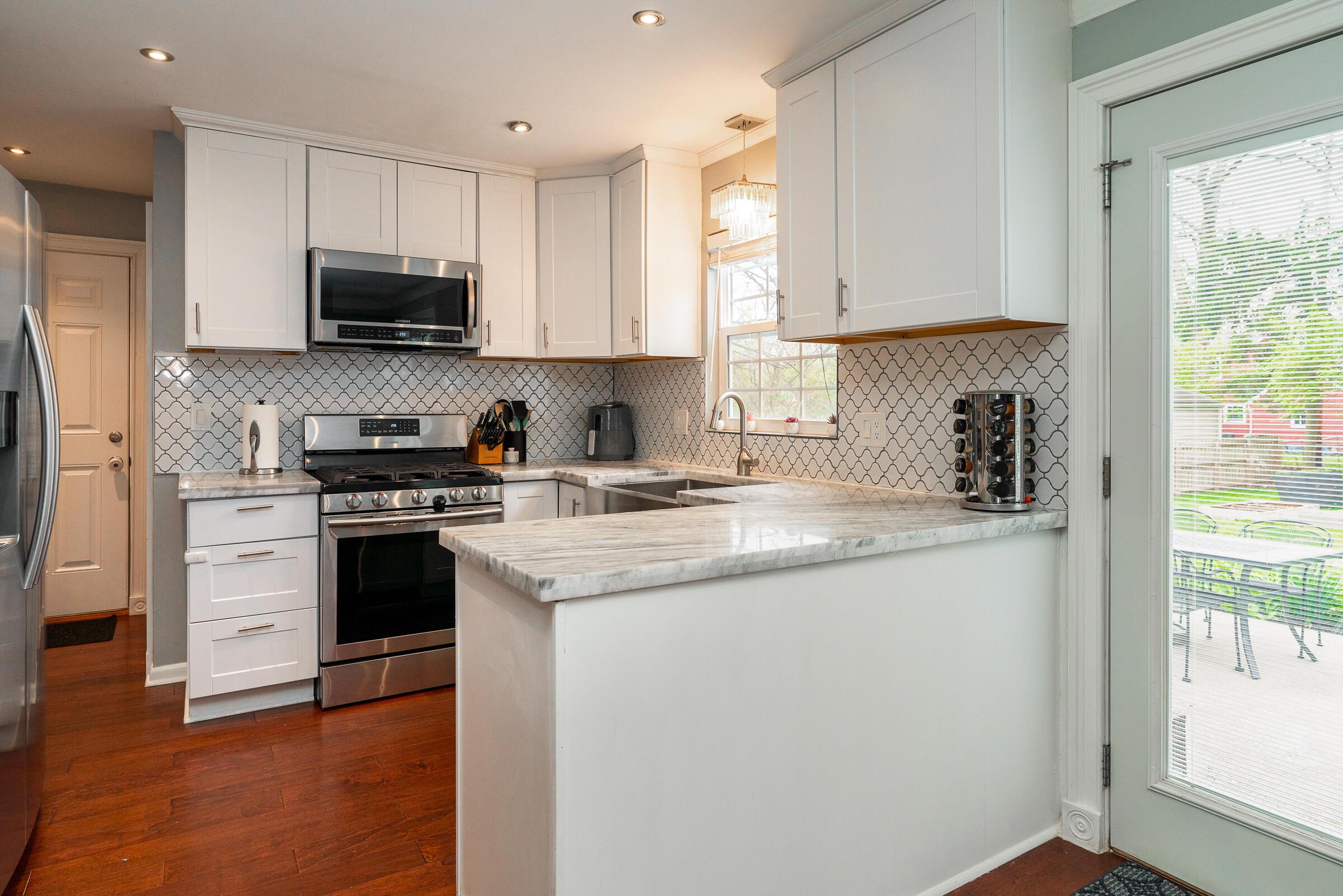 2605 E Livingston Avenue