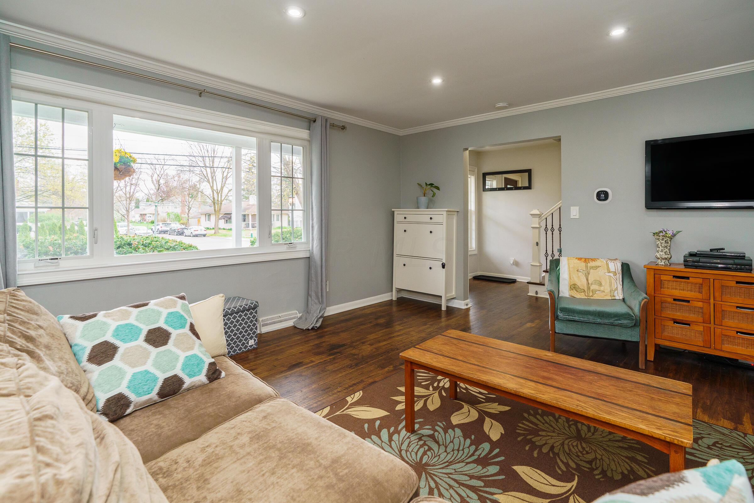 2605 E Livingston Avenue