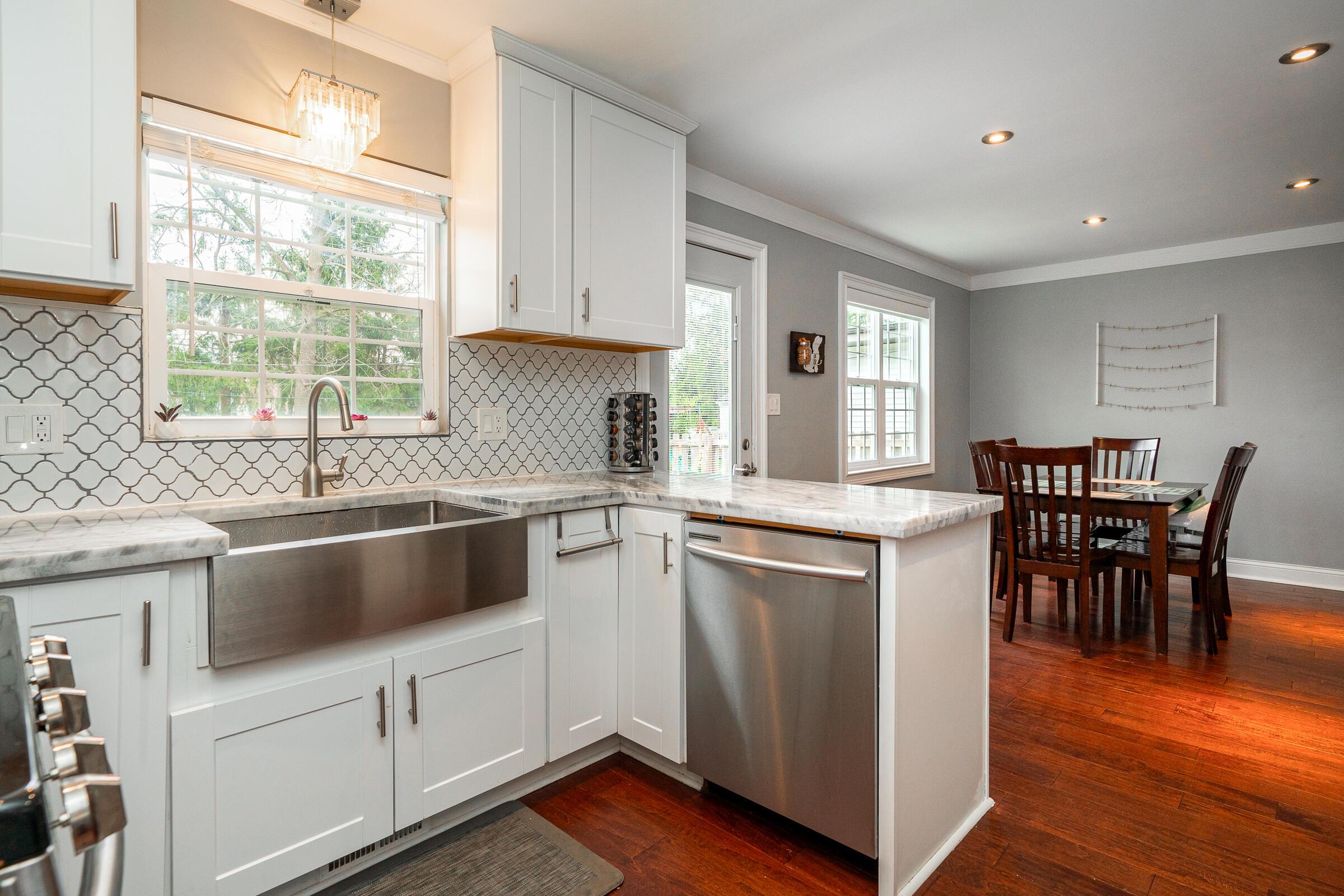 2605 E Livingston Avenue