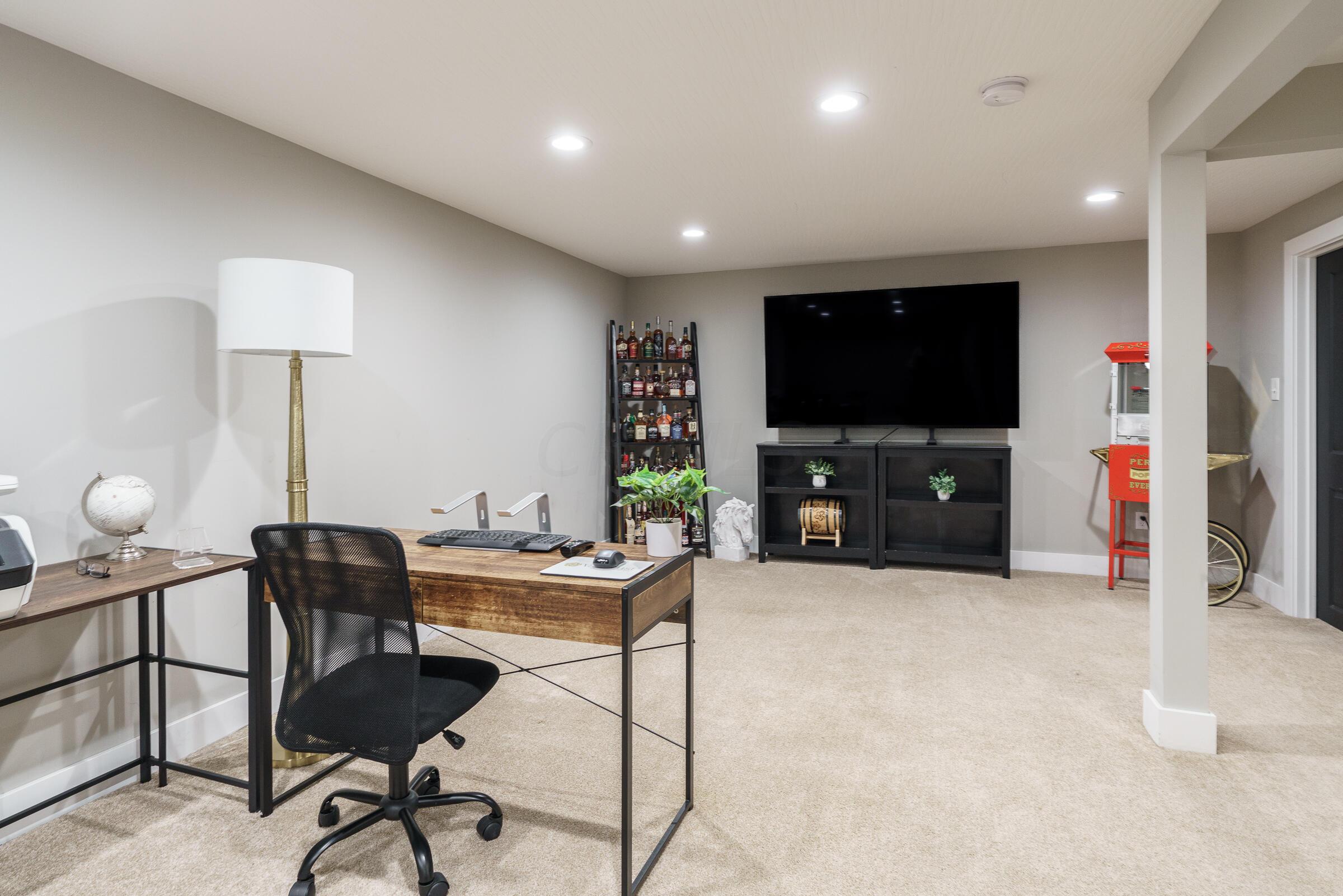 7133 S Section Line Road