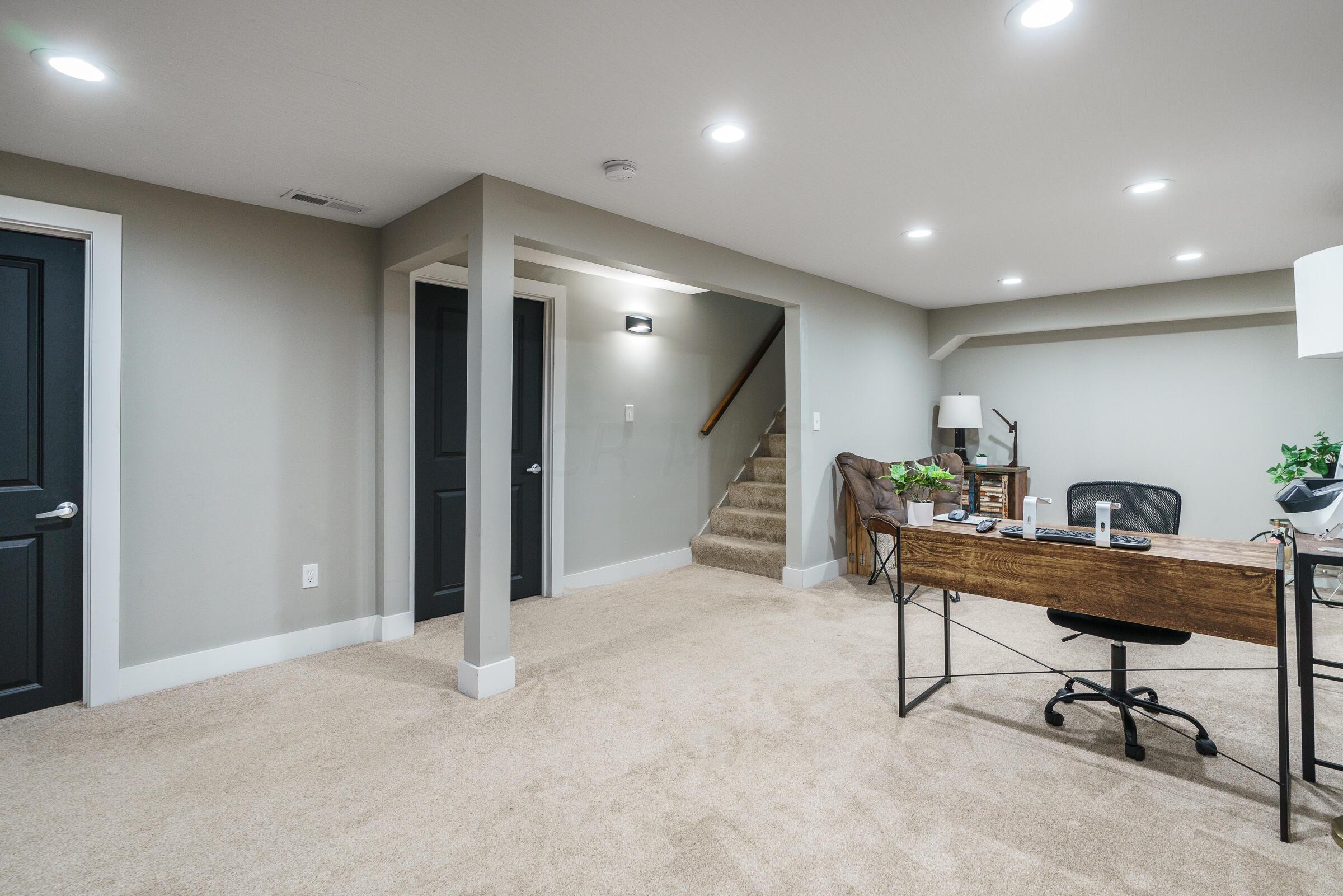 7133 S Section Line Road