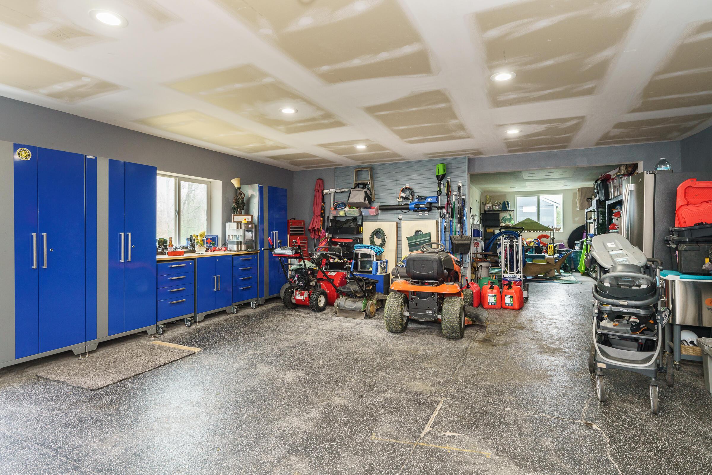 7133 S Section Line Road