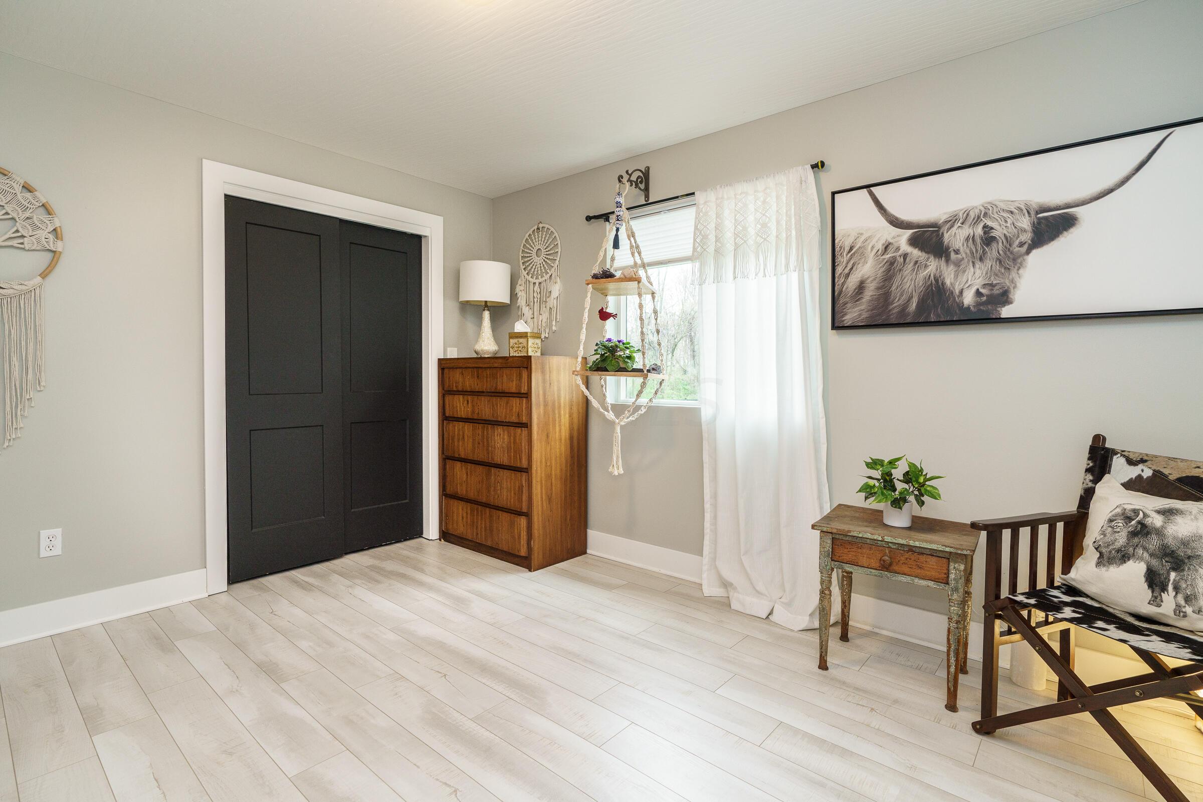 7133 S Section Line Road