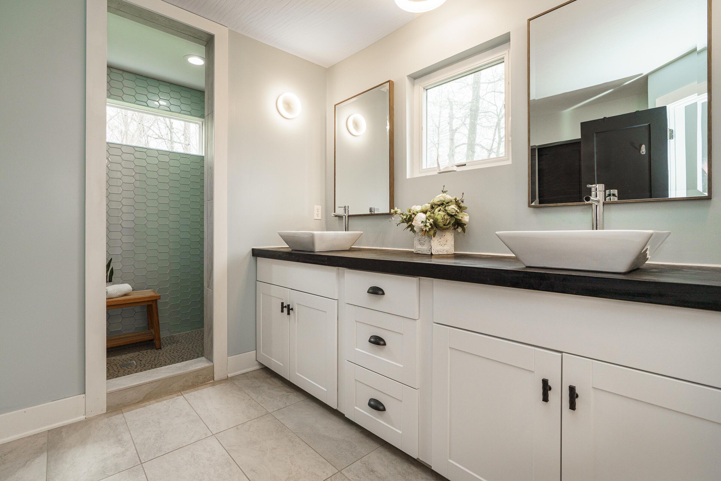 7133 S Section Line Road