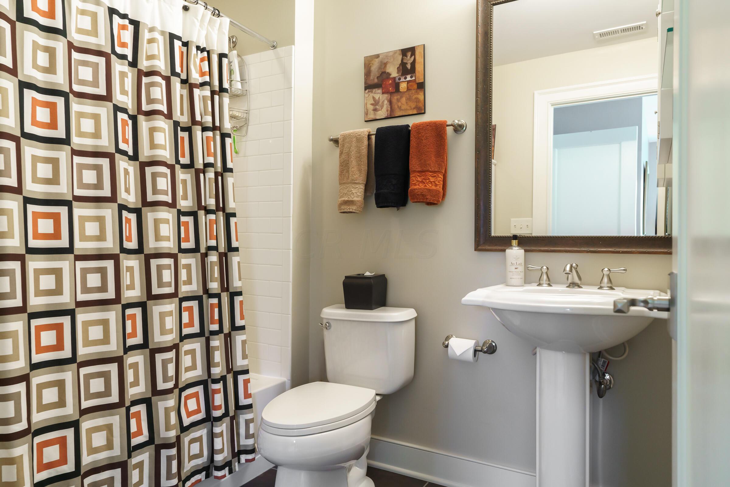 218 E Gay Street, TH25