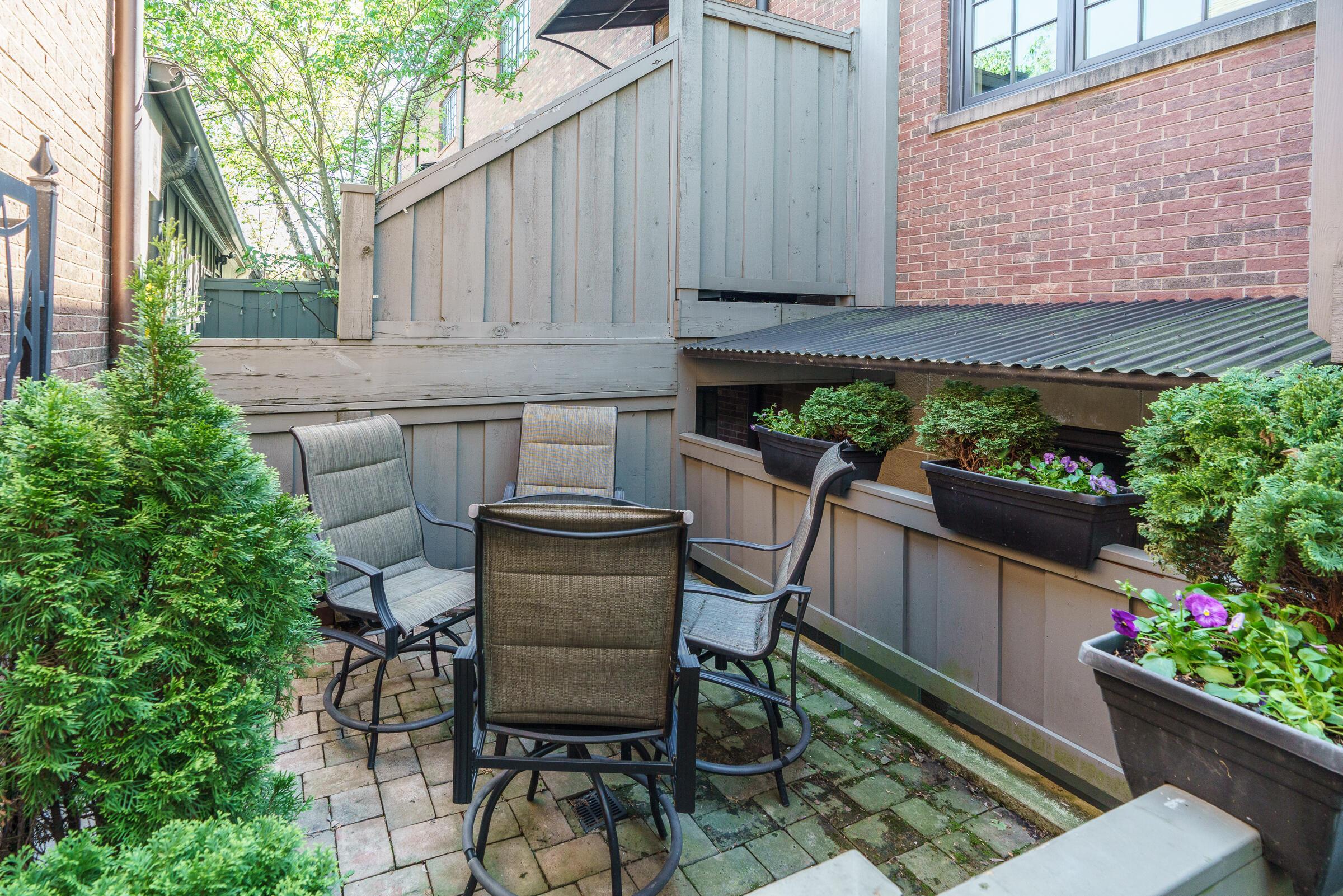 218 E Gay Street, TH25