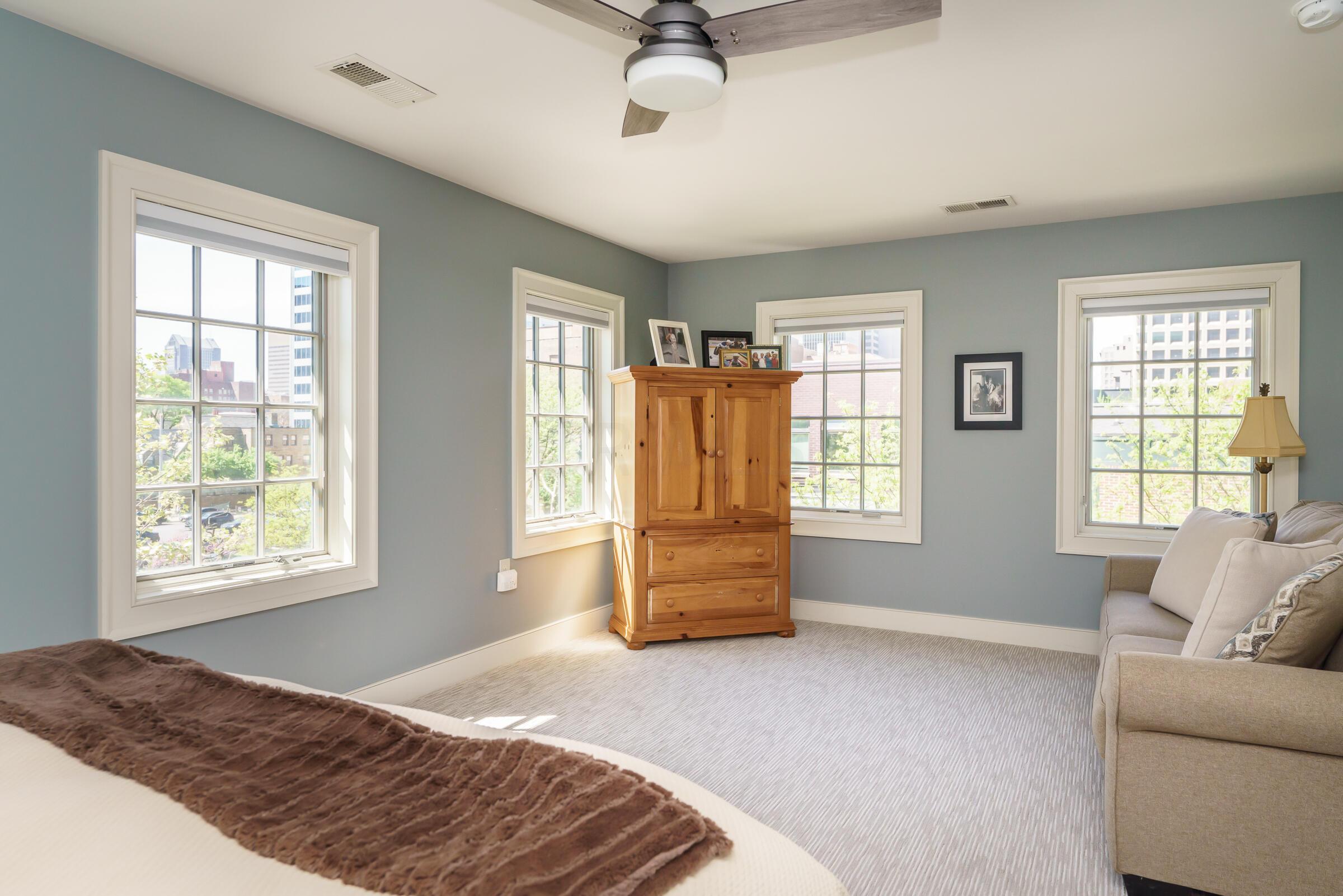 218 E Gay Street, TH25