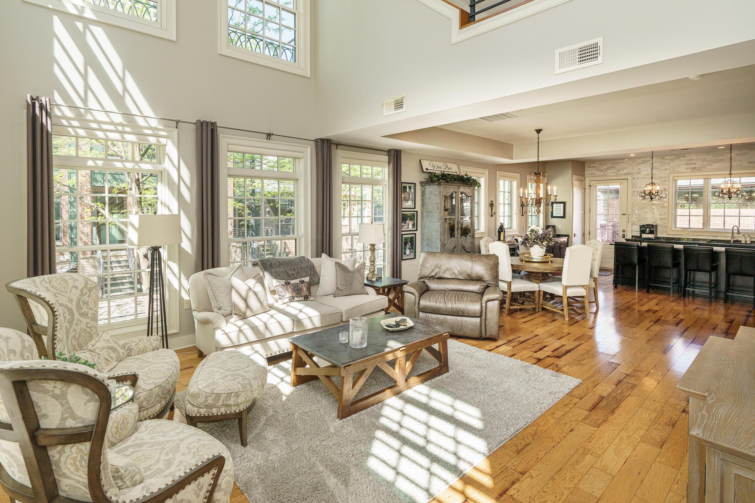 218 E Gay Street, TH25