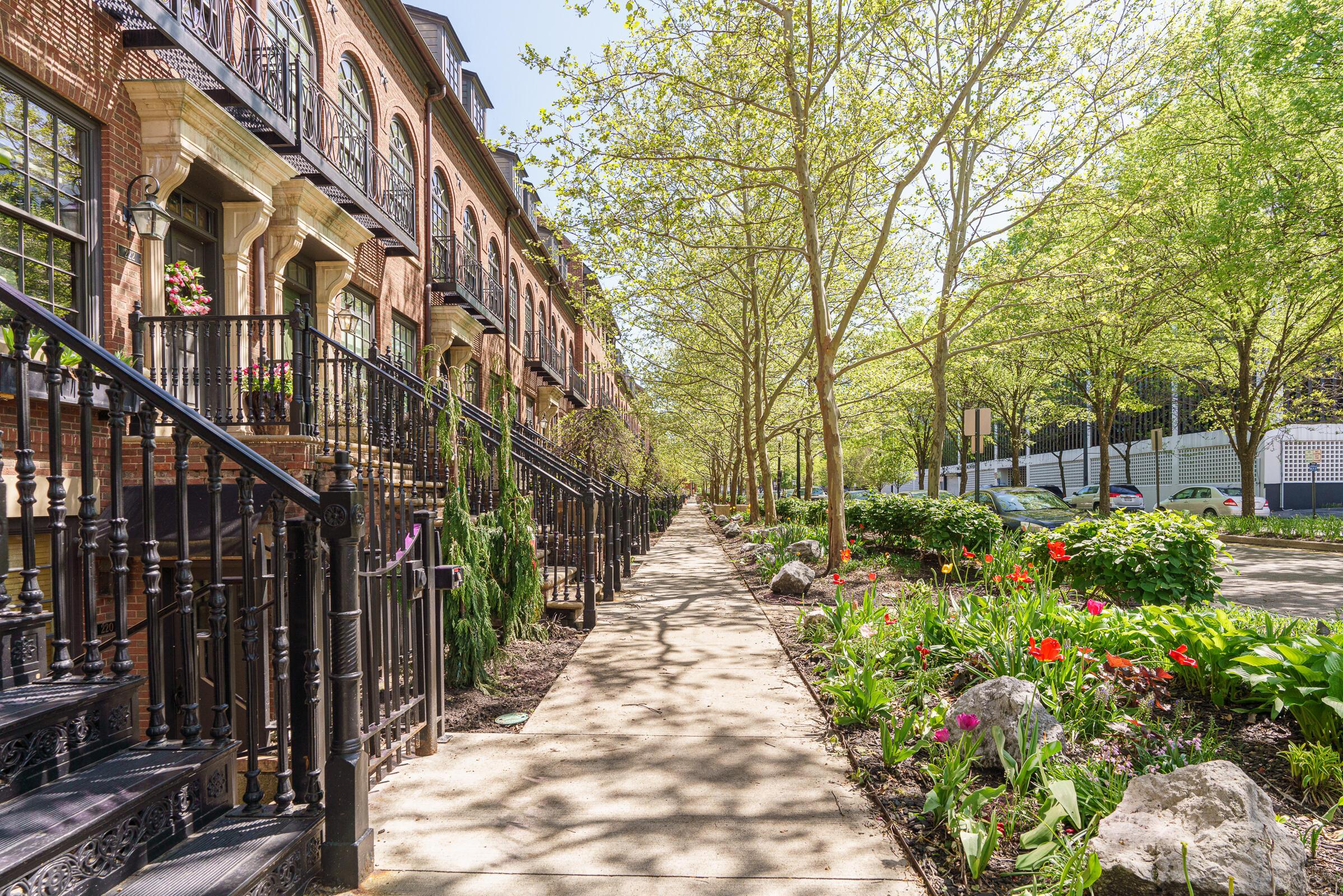 218 E Gay Street, TH25