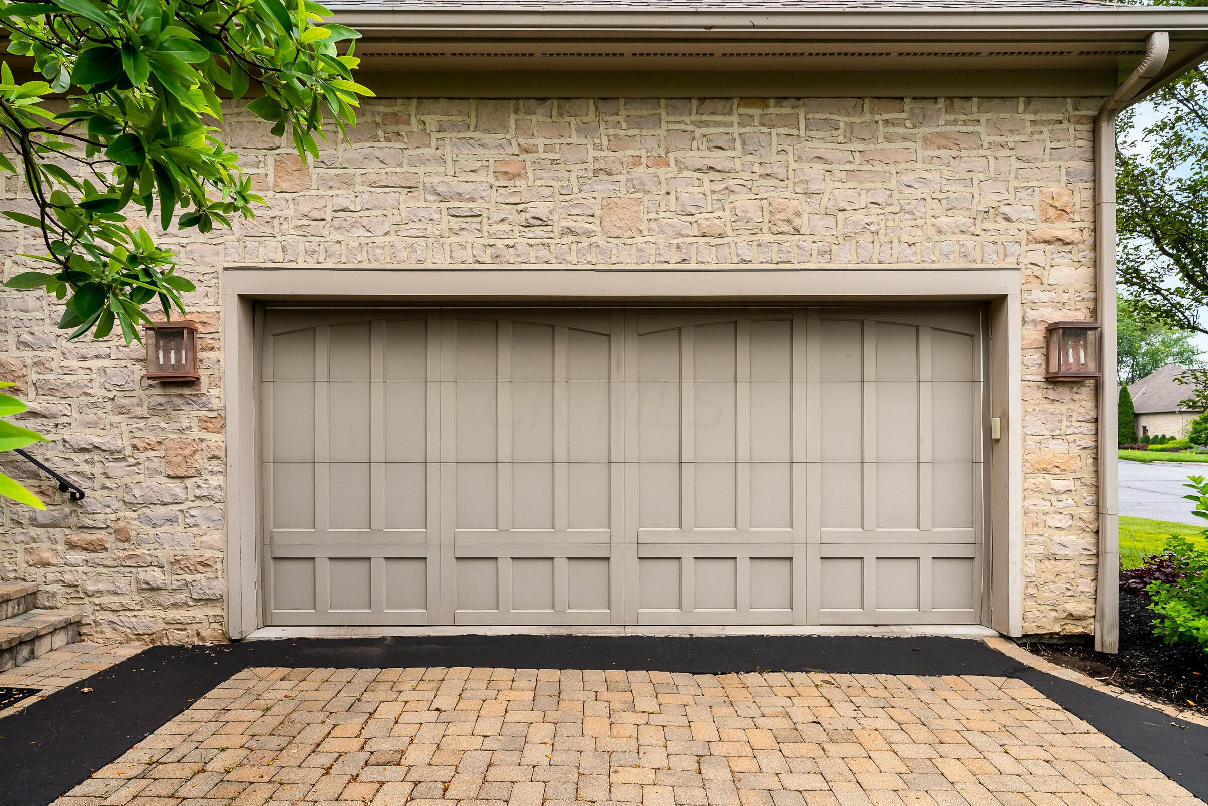 6055 Whitney Woods Court