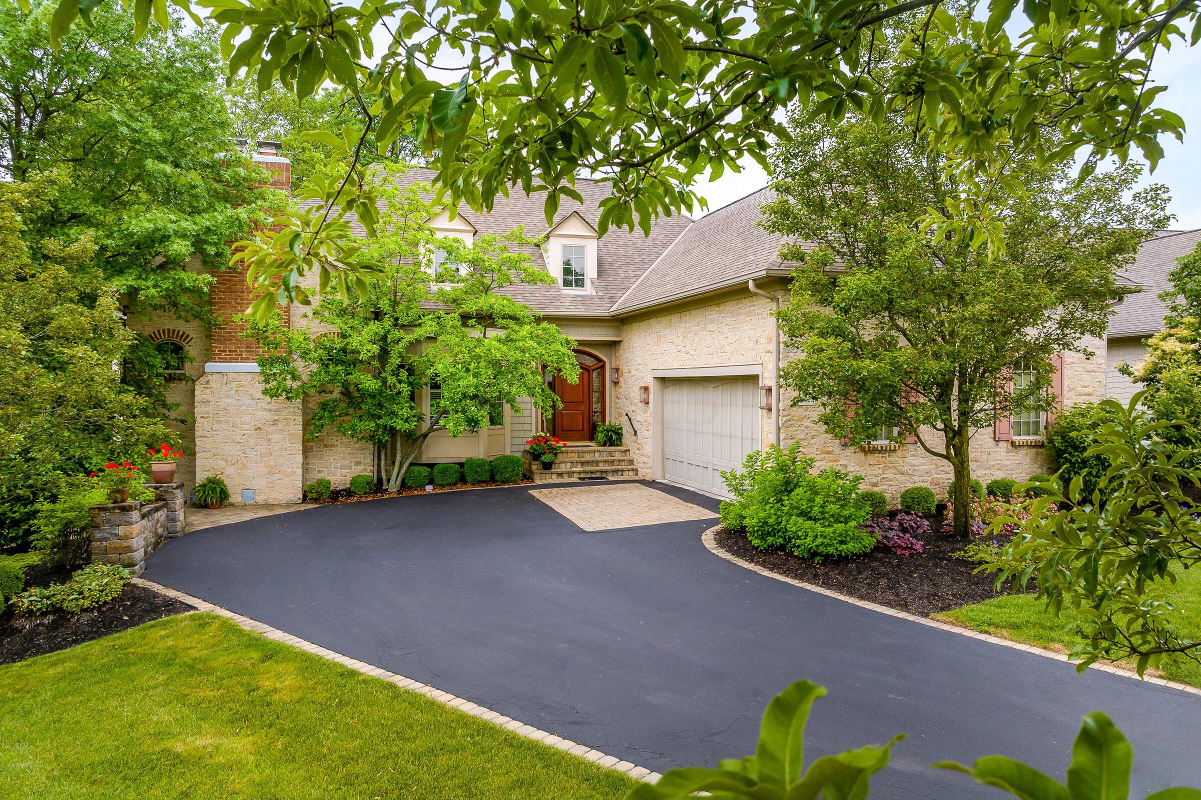 6055 Whitney Woods Court