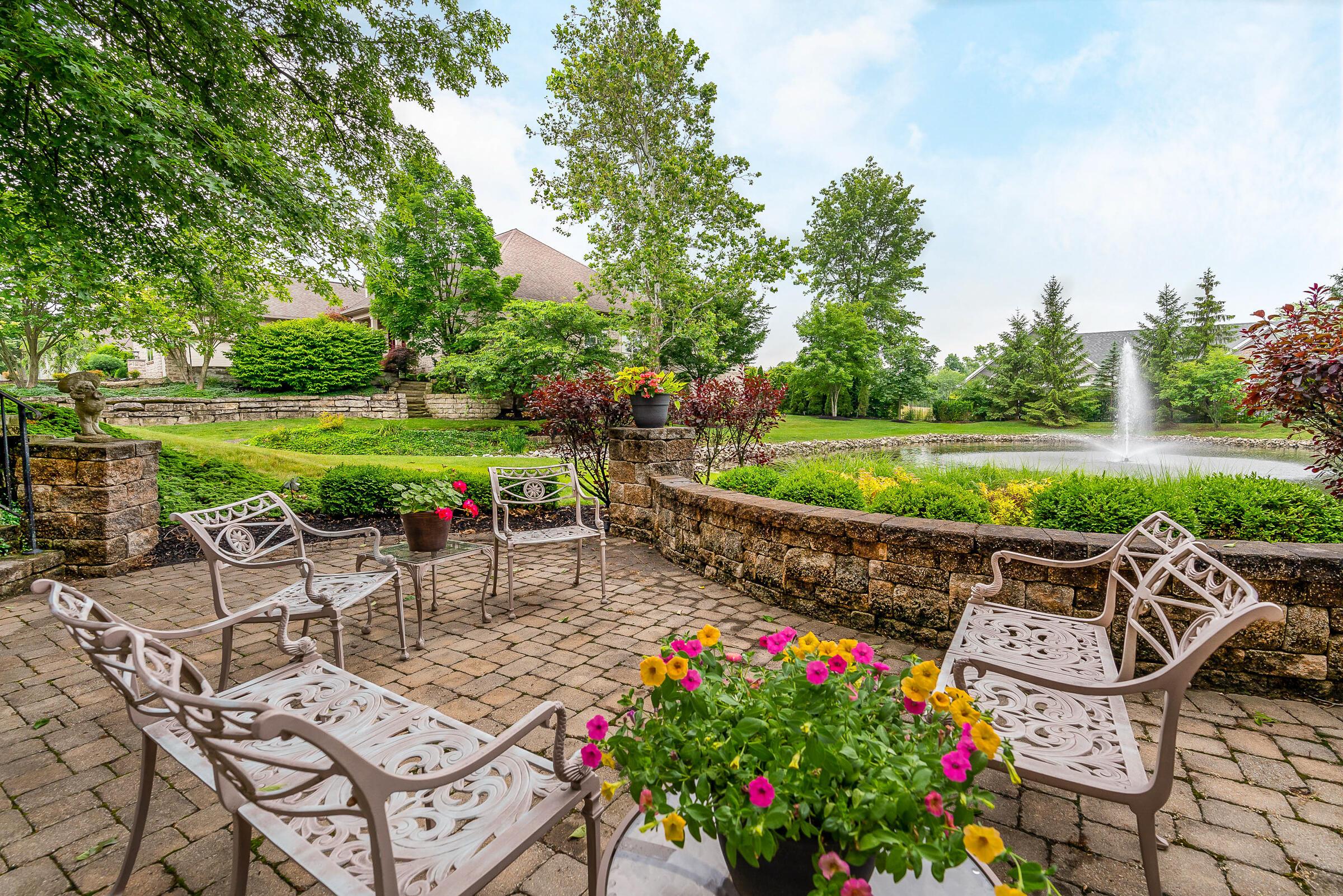 6055 Whitney Woods Court