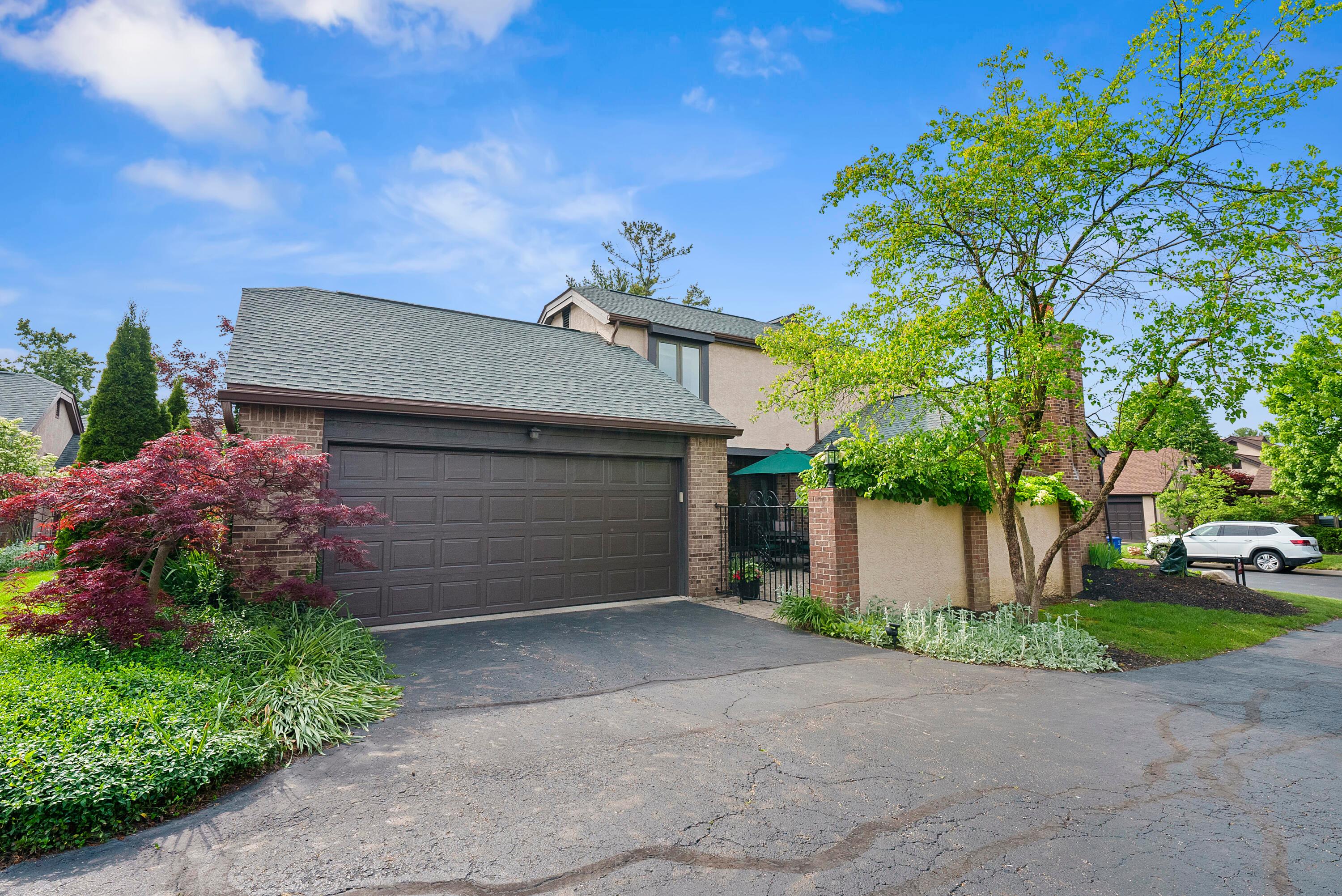 5677 Notre Dame Place, 4