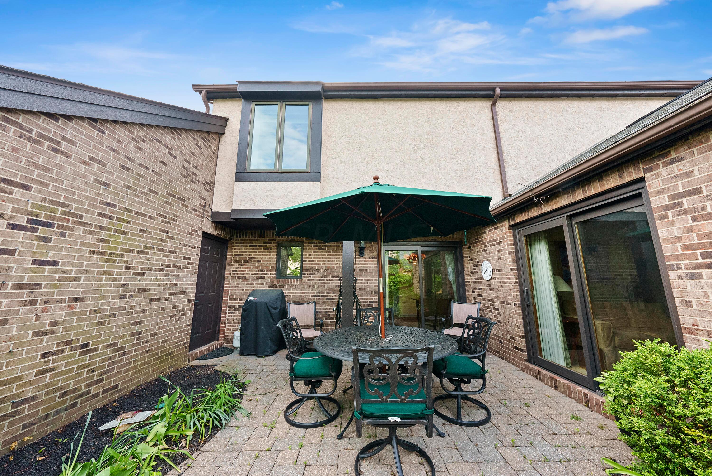 5677 Notre Dame Place, 4