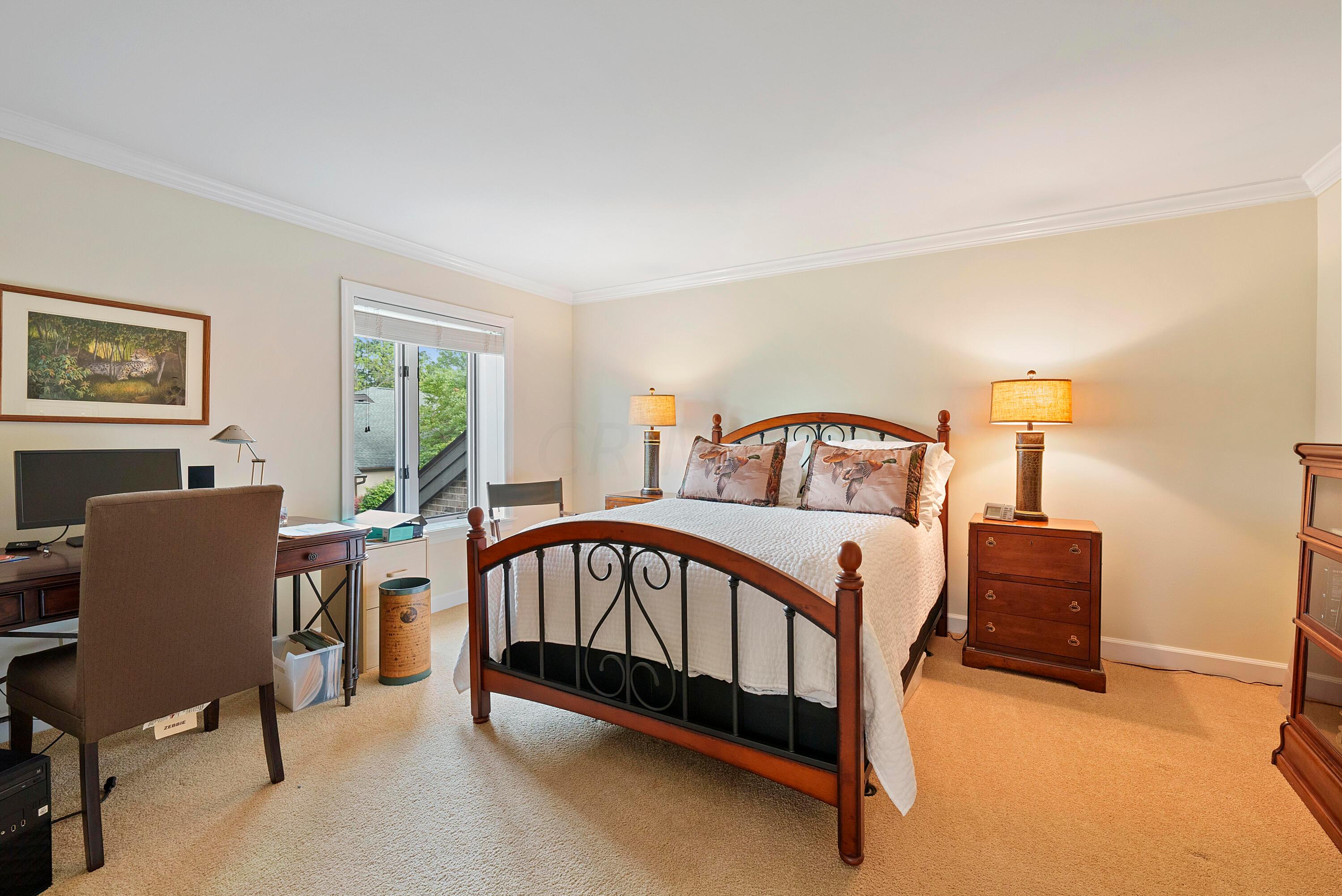 5677 Notre Dame Place, 4