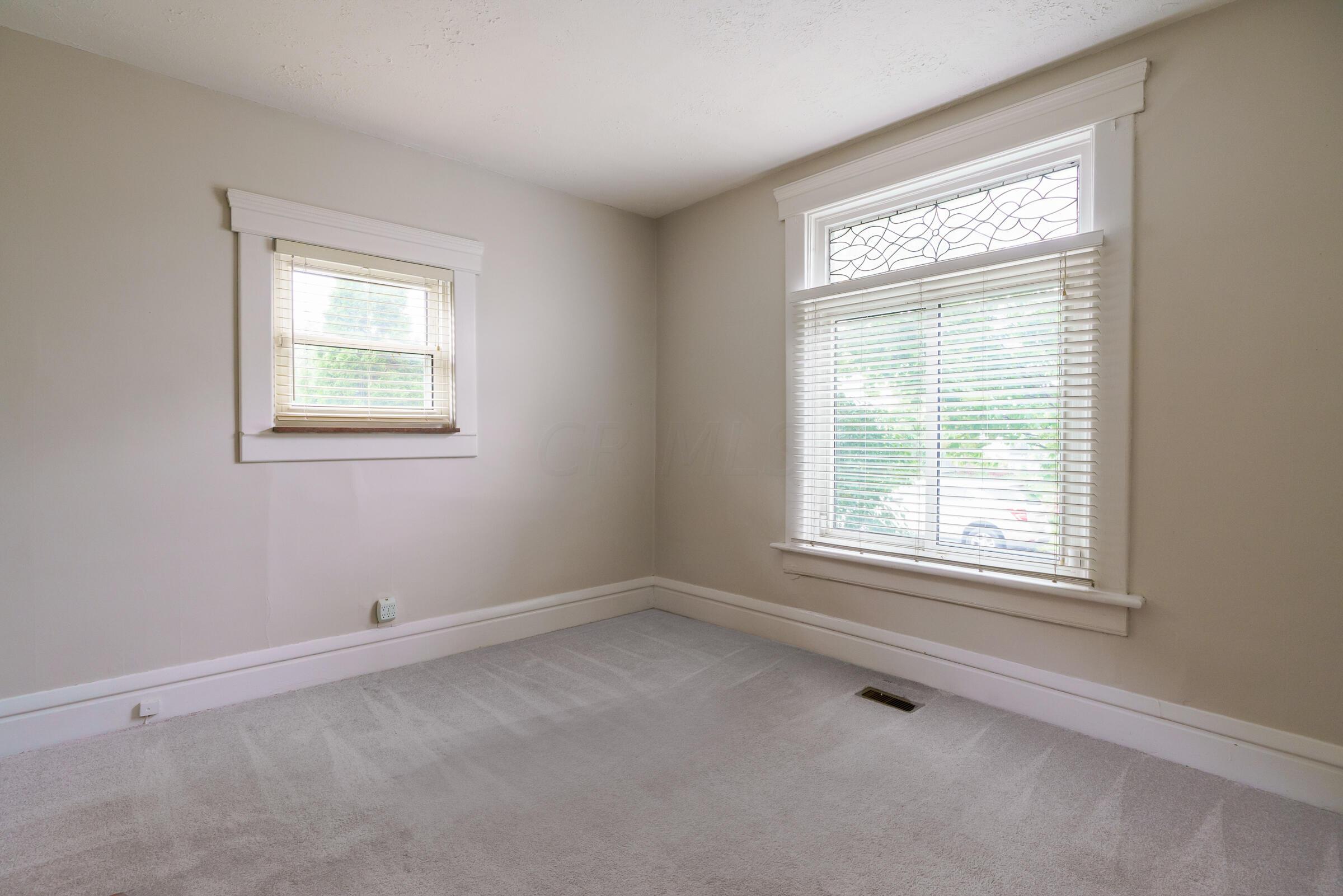 439 E Kossuth Street