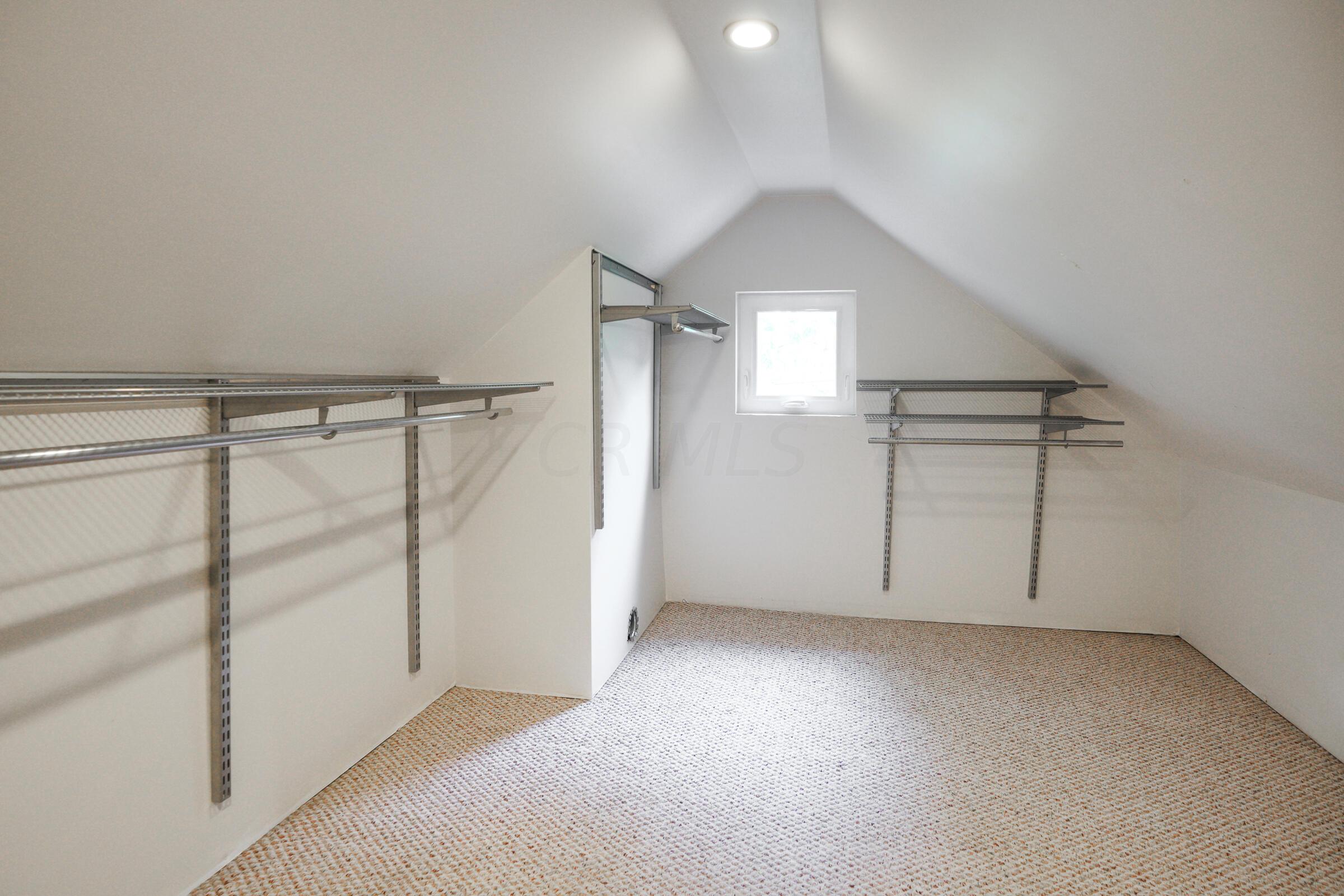 439 E Kossuth Street