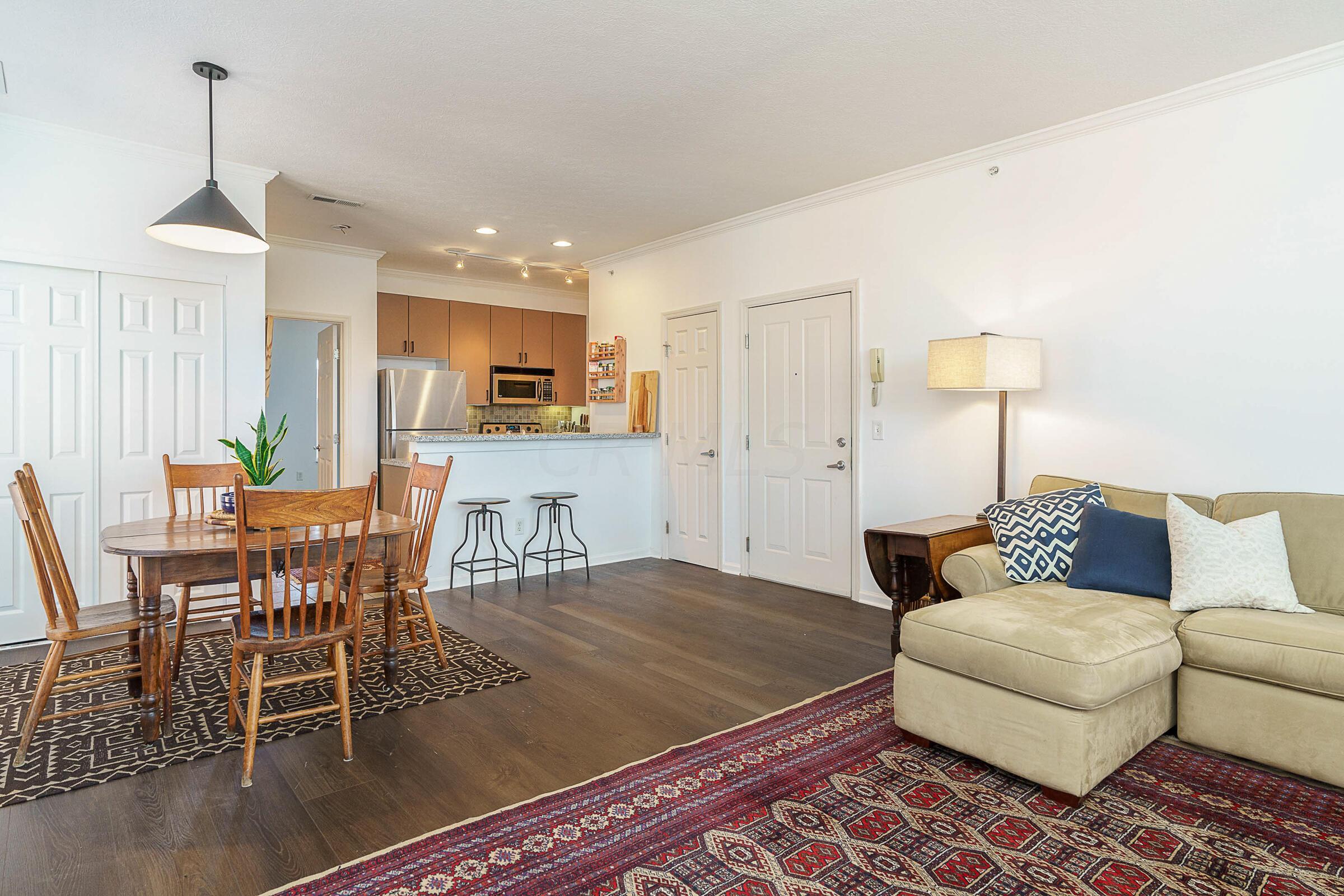 110 E Mound Street, 3