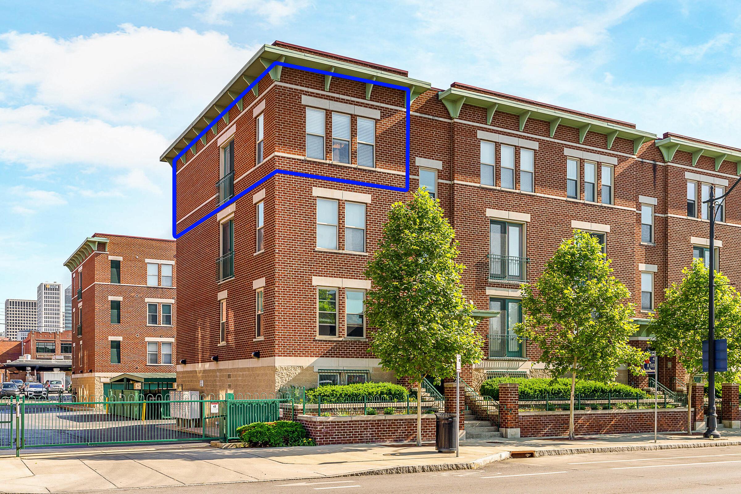 110 E Mound Street, 3