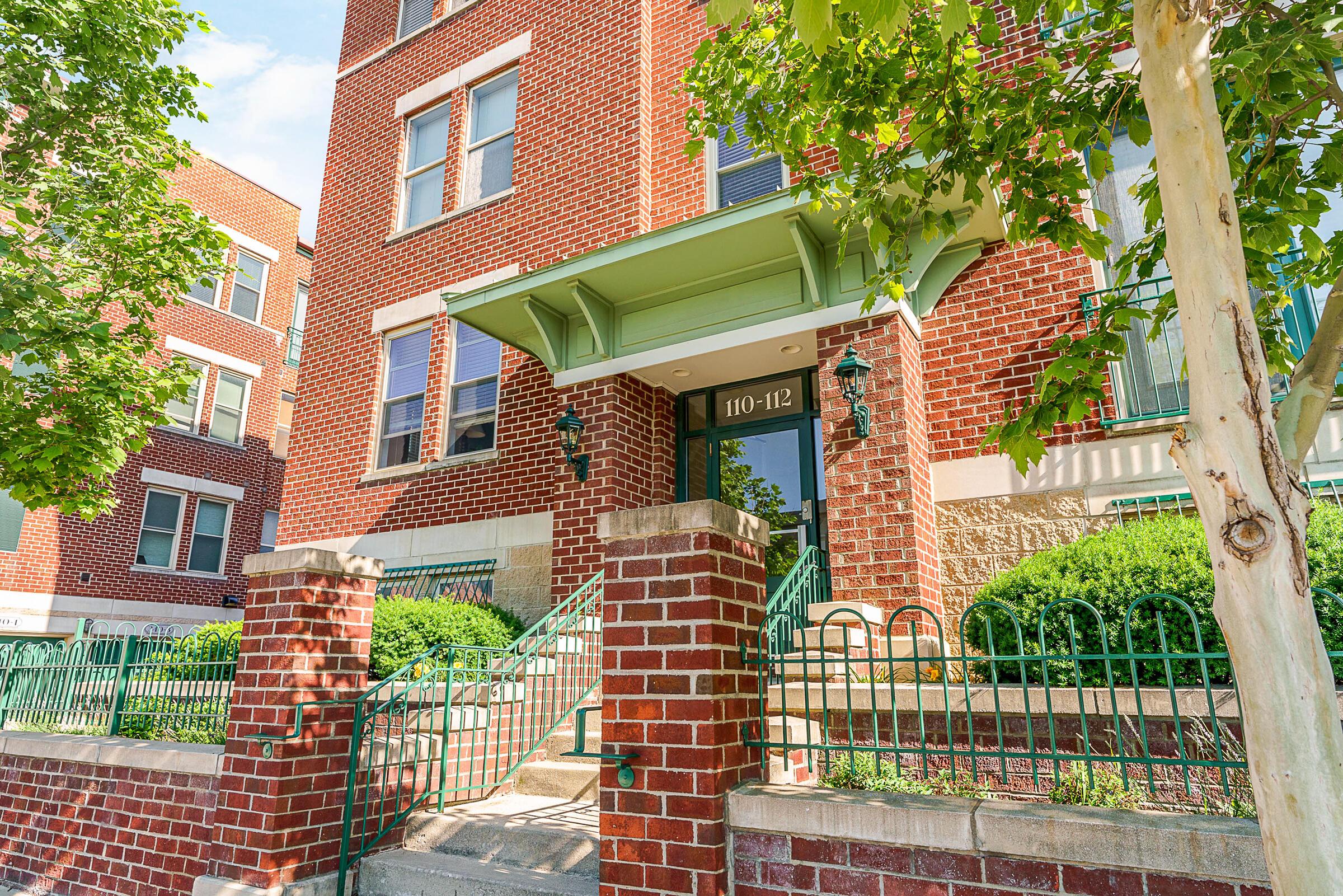 110 E Mound Street, 3