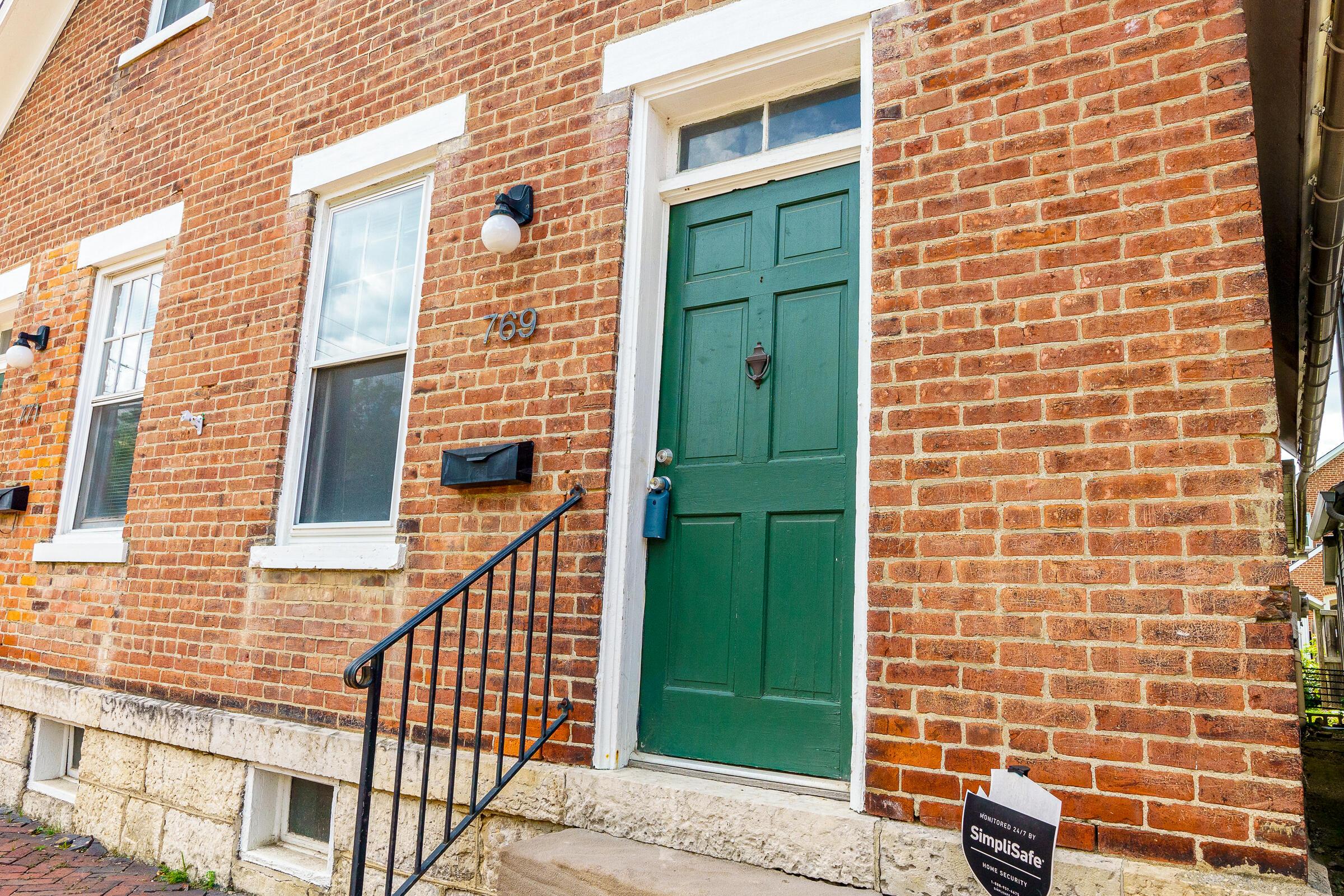 769-771 Mohawk Street