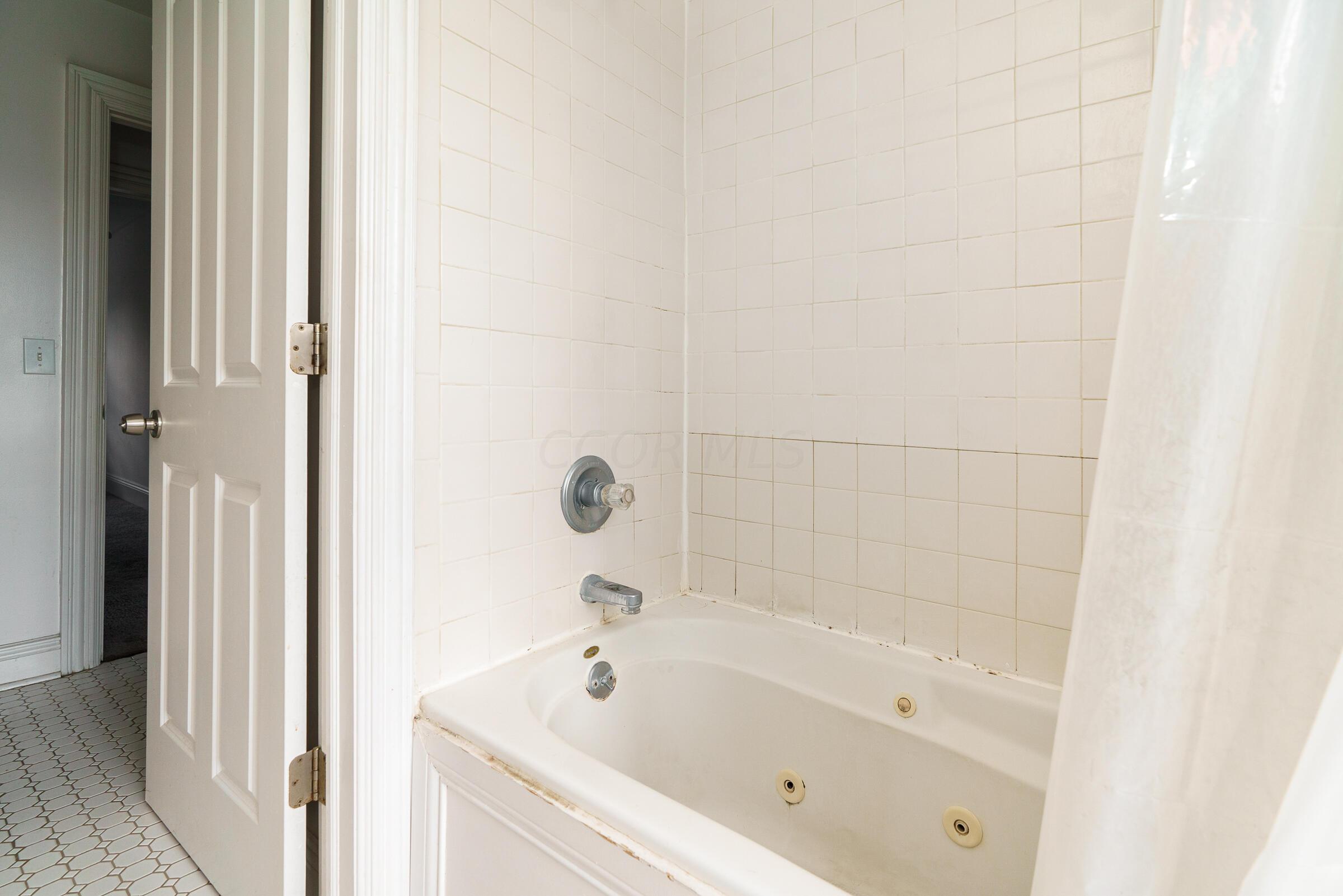 769-771 Mohawk Street