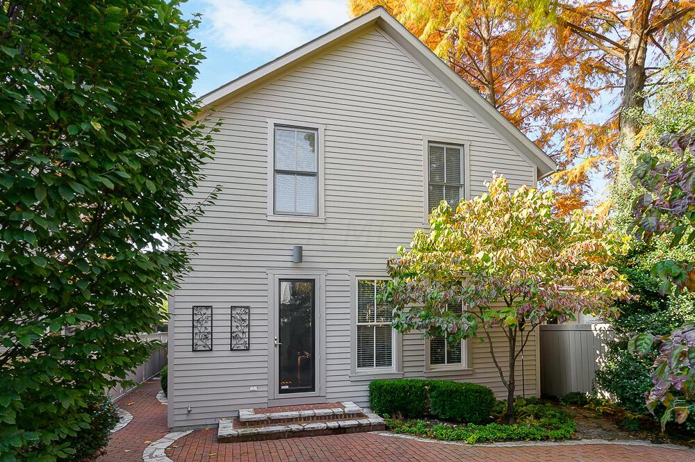 808 S Lazelle Street