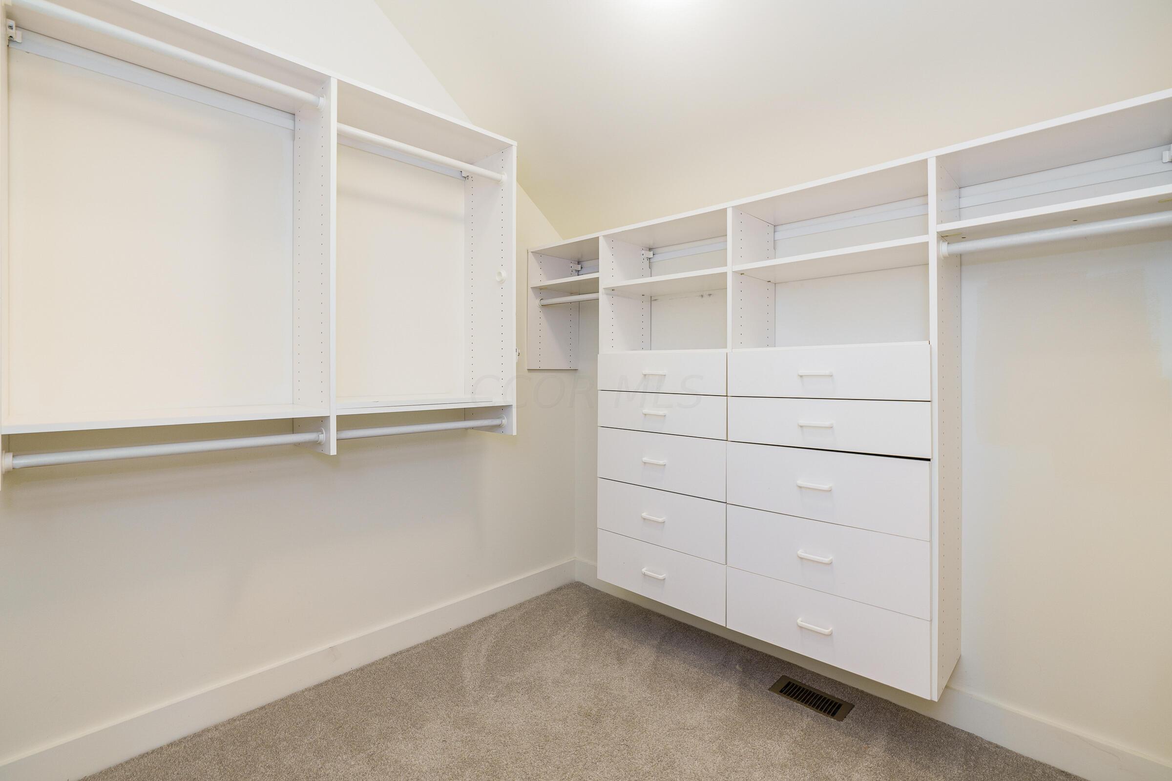 808 S Lazelle Street