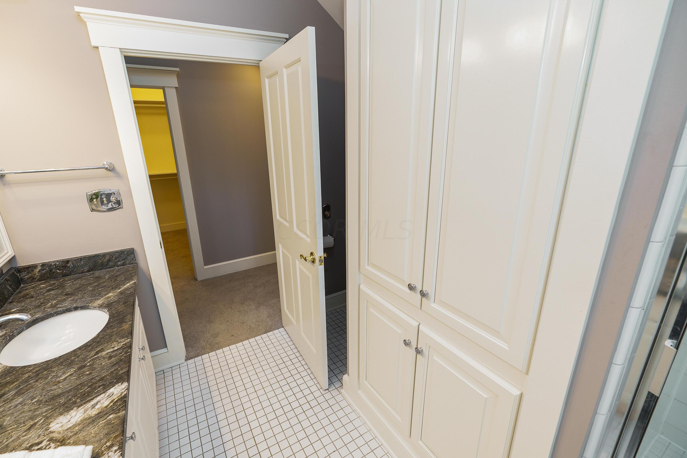 808 S Lazelle Street