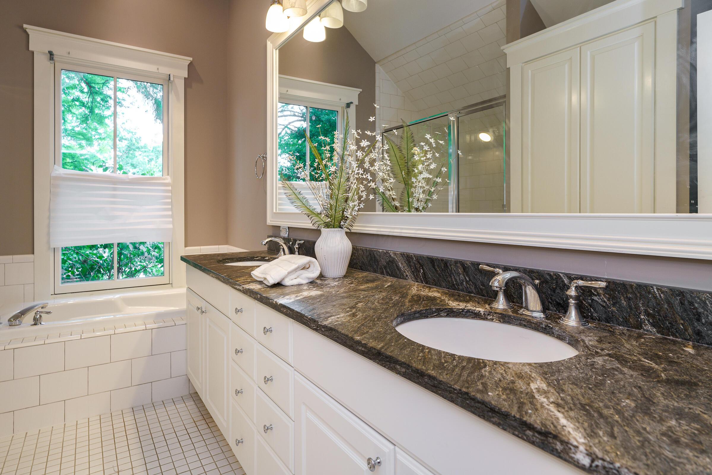 808 S Lazelle Street