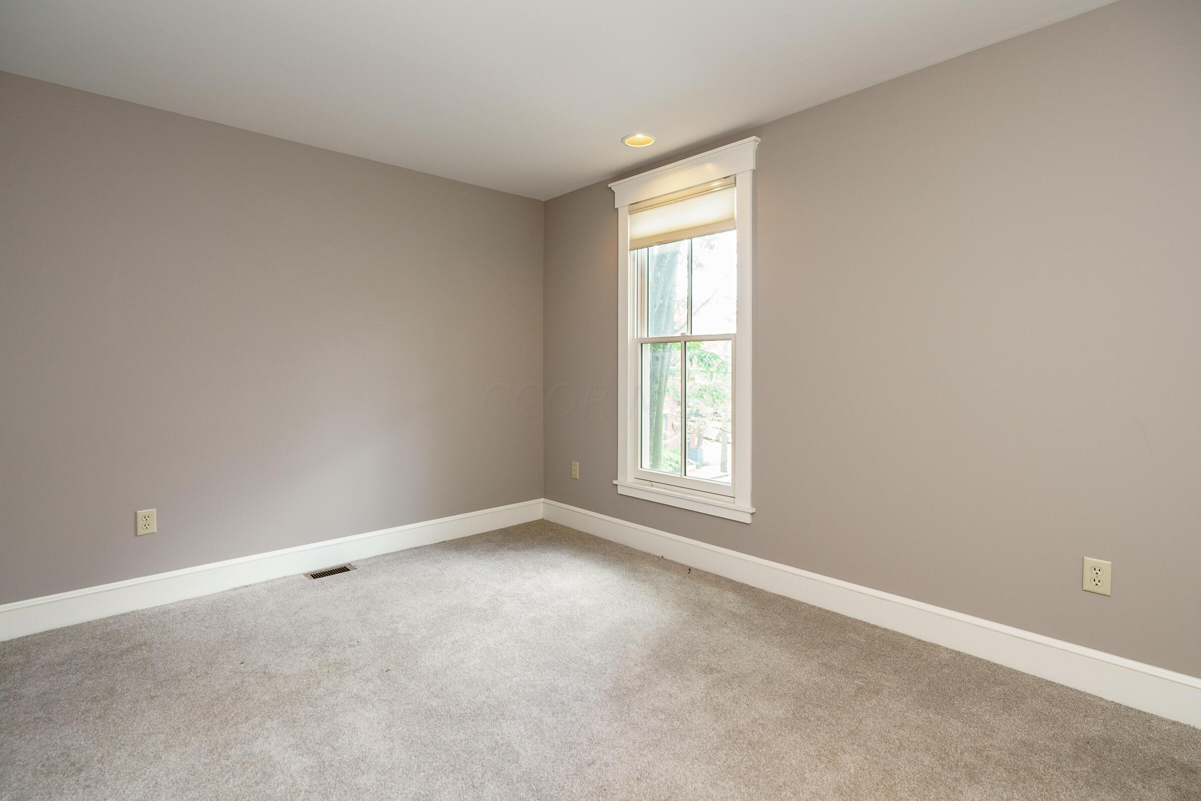 808 S Lazelle Street