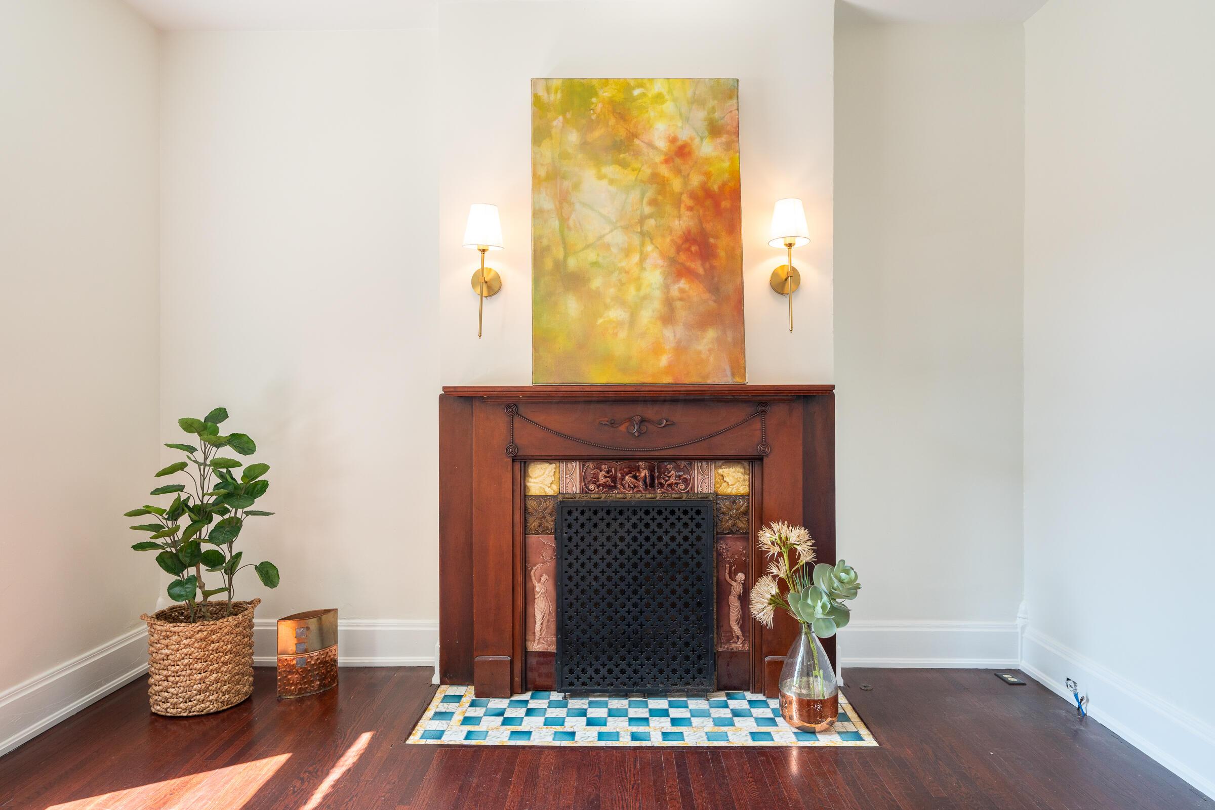 448 E Whittier Street