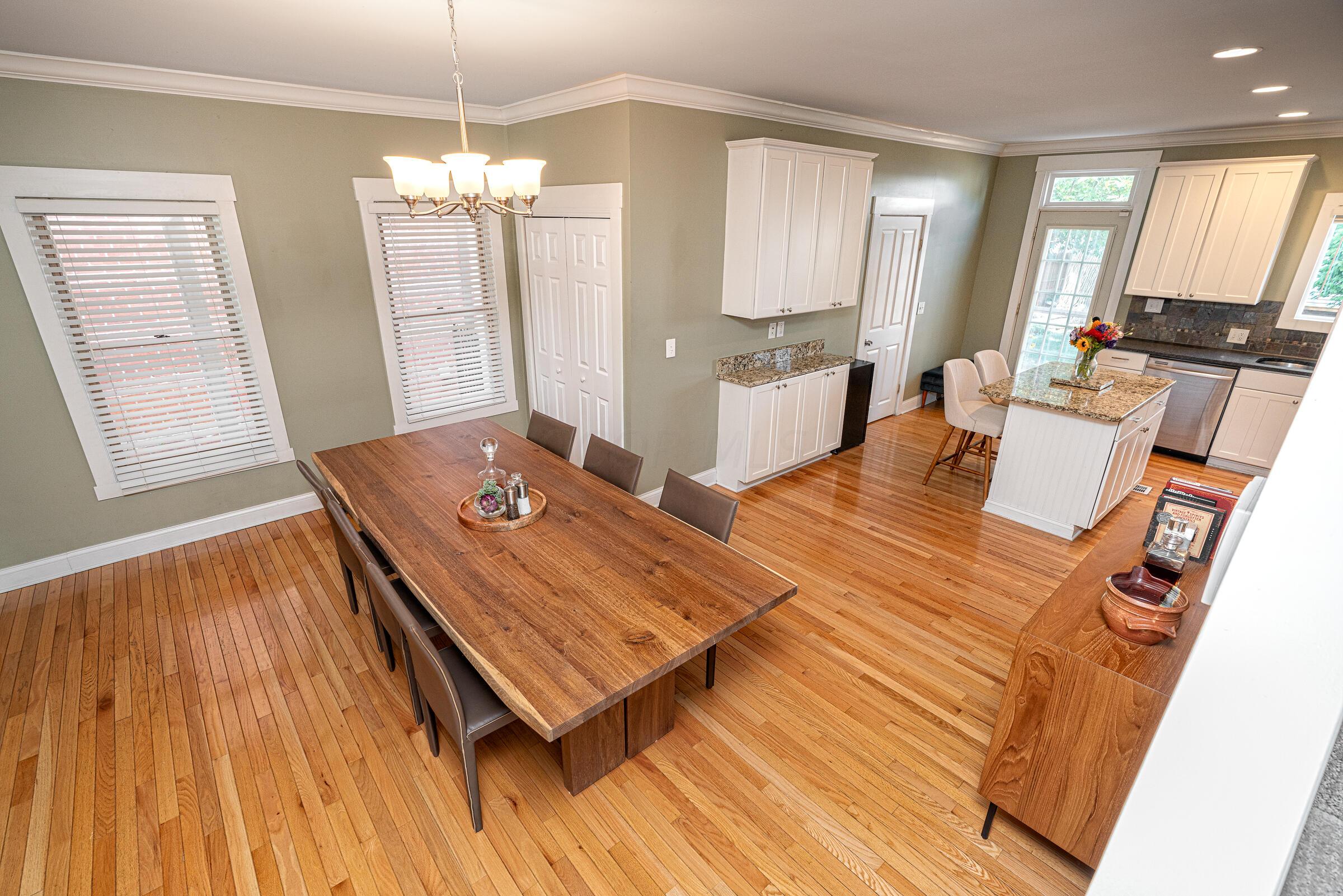 1079 Pennsylvania Avenue