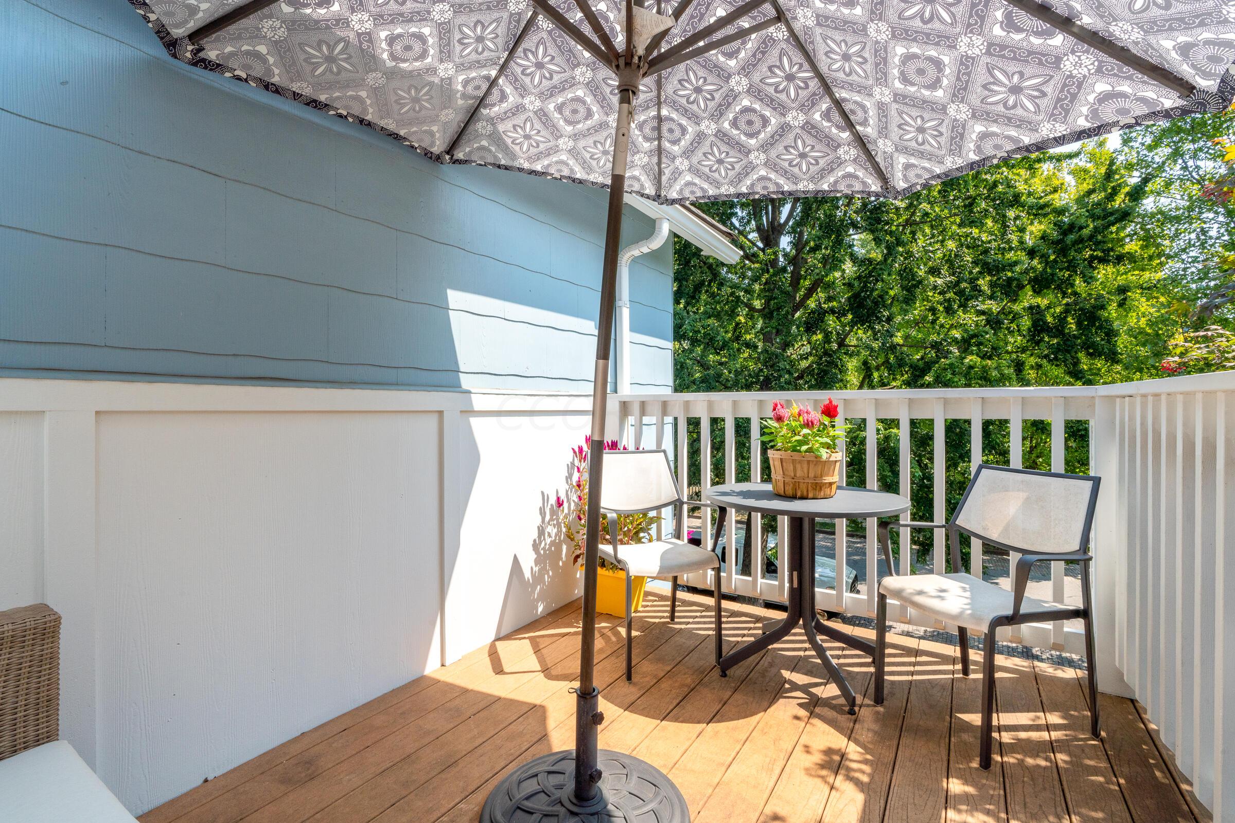 1079 Pennsylvania Avenue