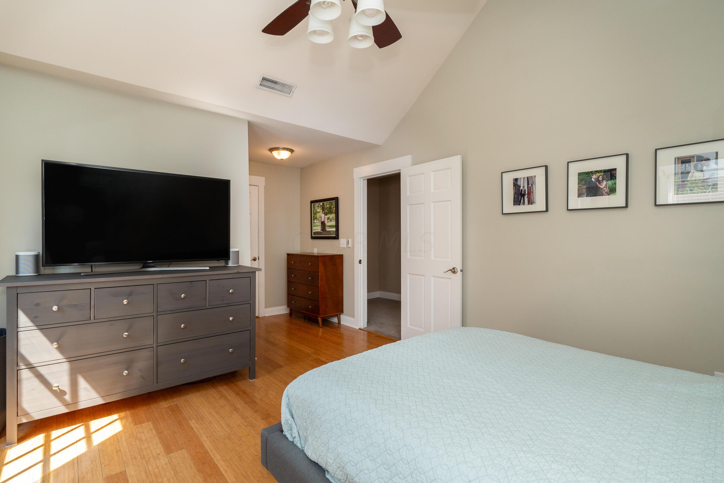 1079 Pennsylvania Avenue