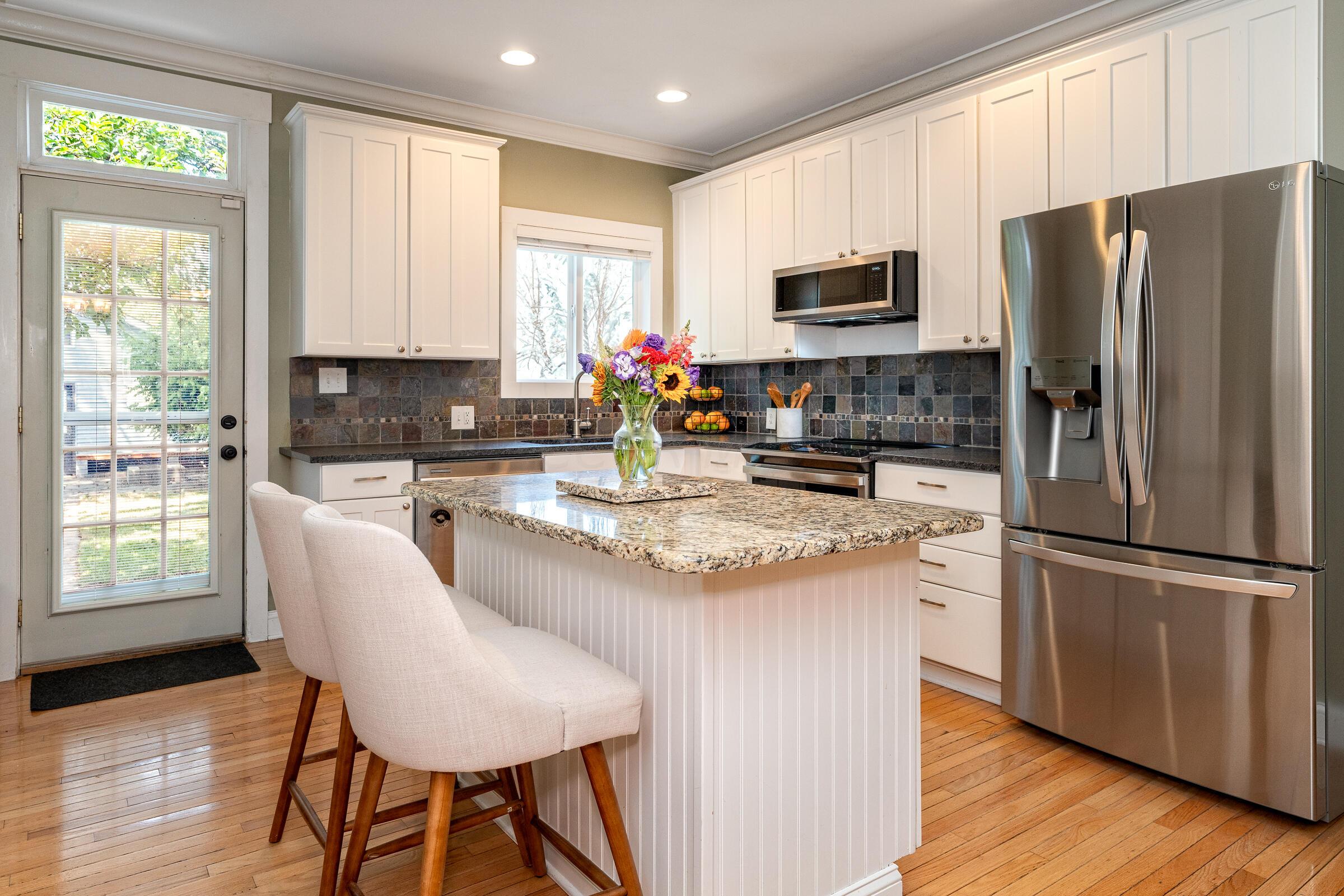 1079 Pennsylvania Avenue