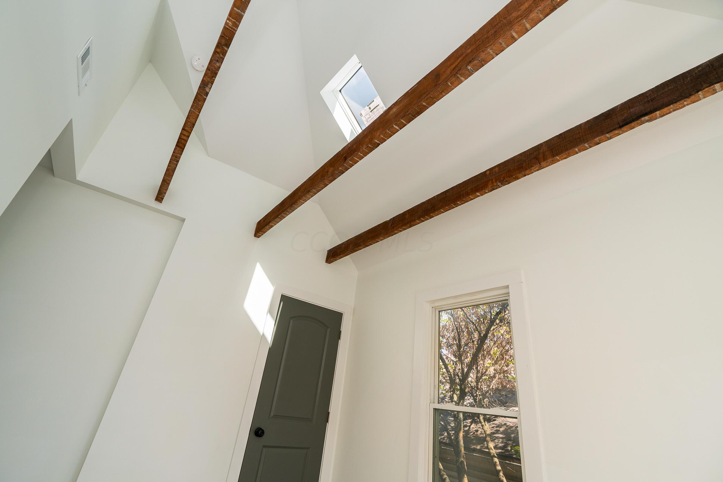 385 E Mithoff Street