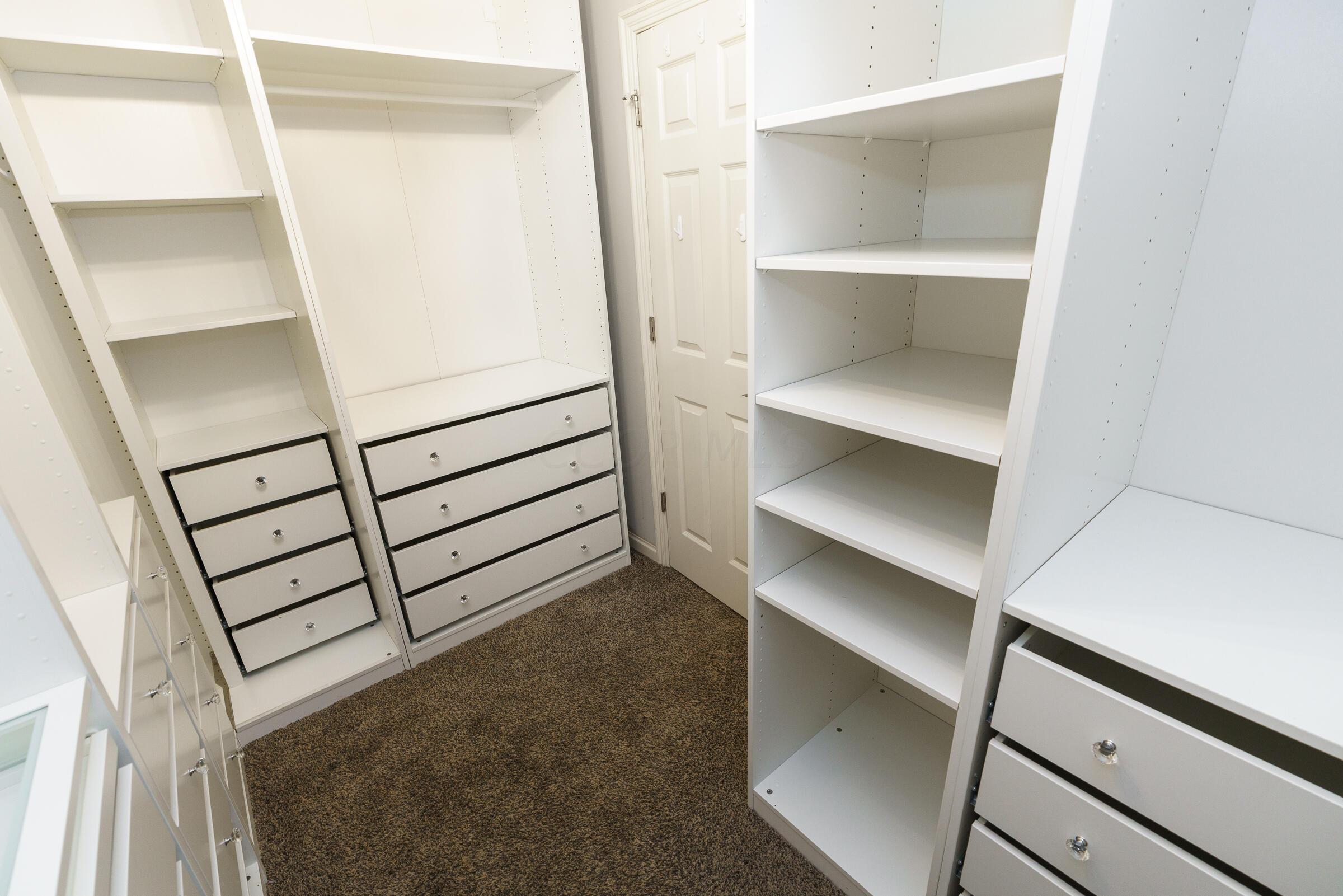 7470 Deer Valley Crossing